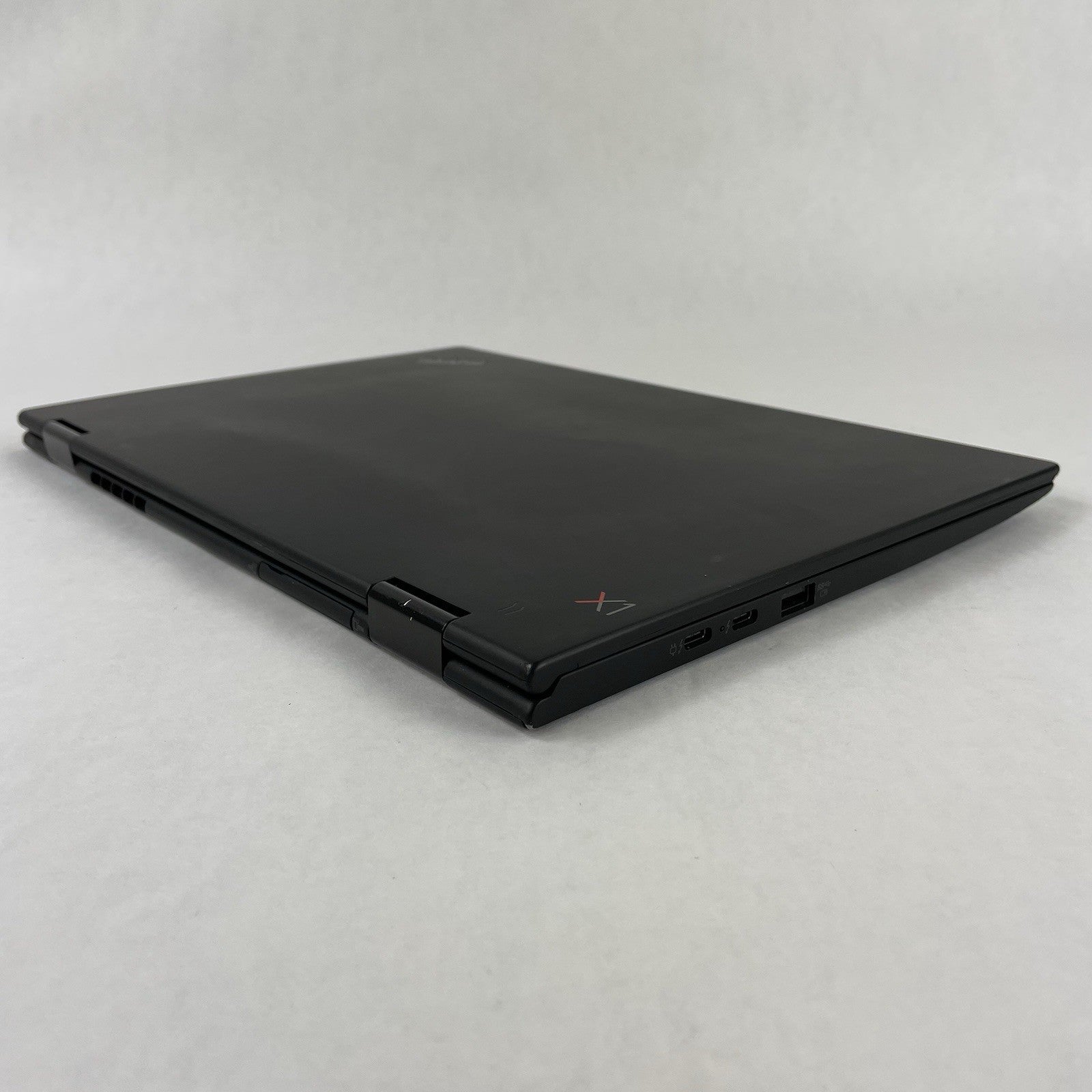 Lenovo X1 Yoga Gen 3 13.3" i5-8250U 1.60 GHz 8 GB RAM No SSD No OS - READ10