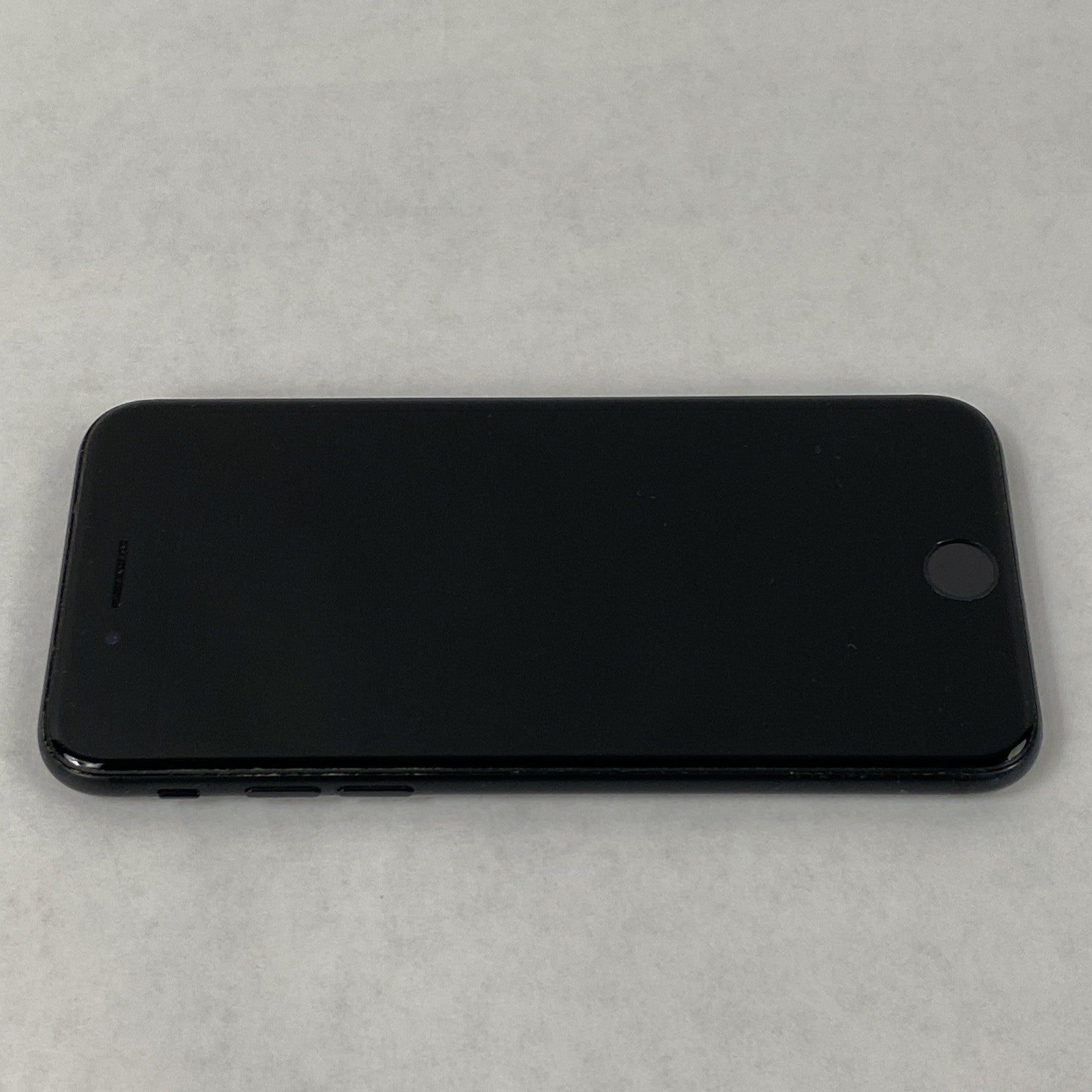 Apple iPhone SE 2nd Gen A2275 64GB AT&T 4.7" Black IOS 26.1 83% Battery Health8