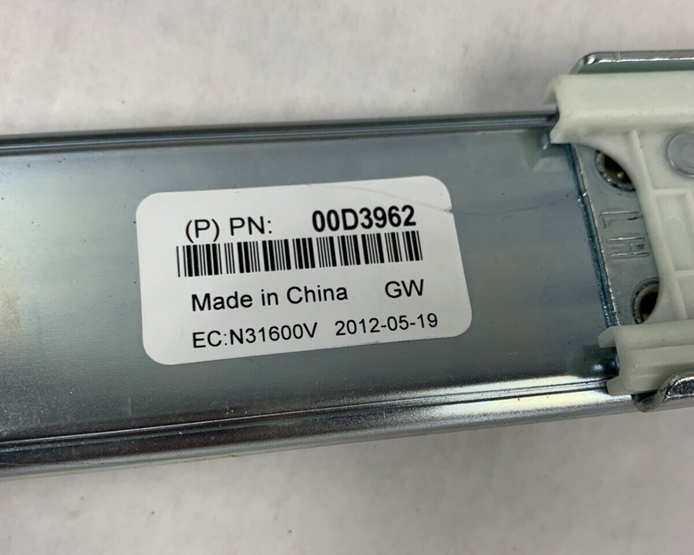 IBM Lenovo 00D3962 00D3963B Rail Kit