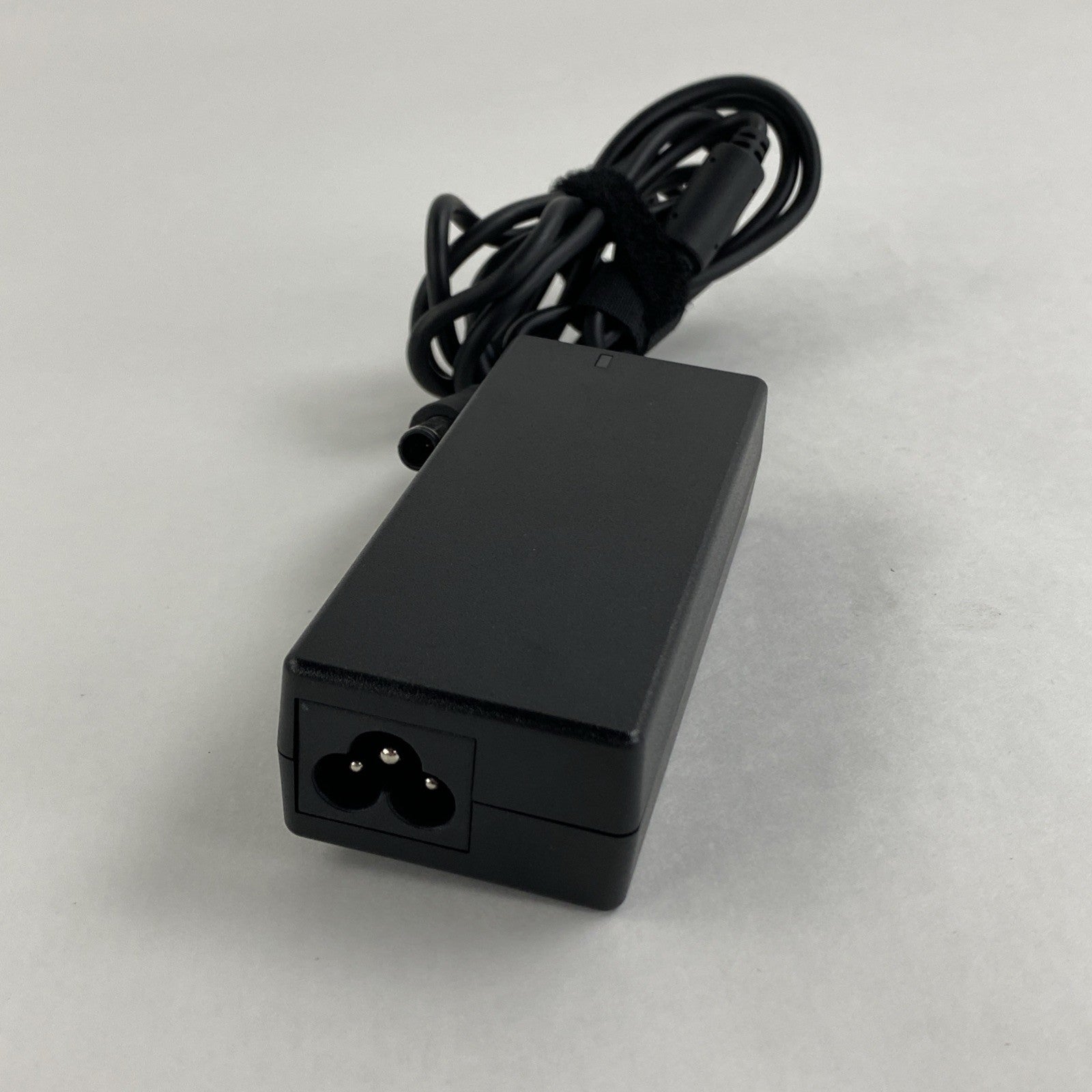 Dell LA65NS2-01 AC Adapter No Power Cord Lot of 101