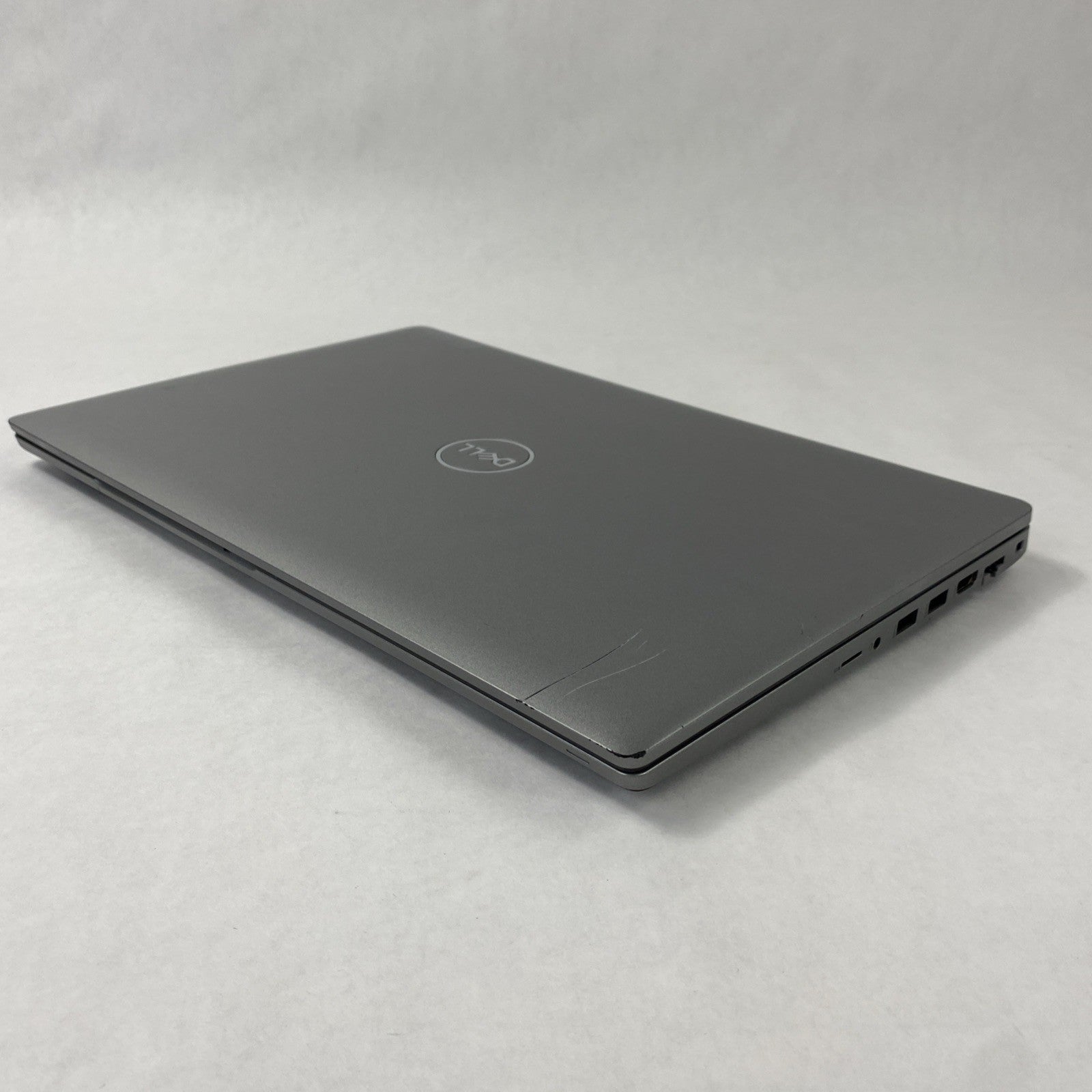 Dell Latitude 5520 15.6" Touch i5-1145G7 2.60 GHz 16 GB RAM No SSD No OS