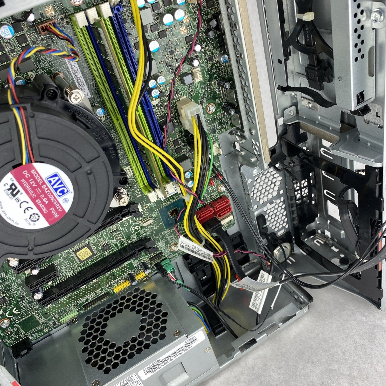 Lenovo ThinkCentre M920s SFF Intel Core i7-8700 3.20GHz 8GB RAM No HDD No OS