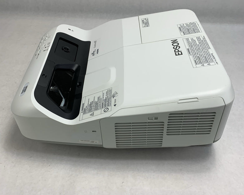 Epson PowerLite 695Wi H740A LCD Lamp Projector 220 Lamp Hours - No Remote
