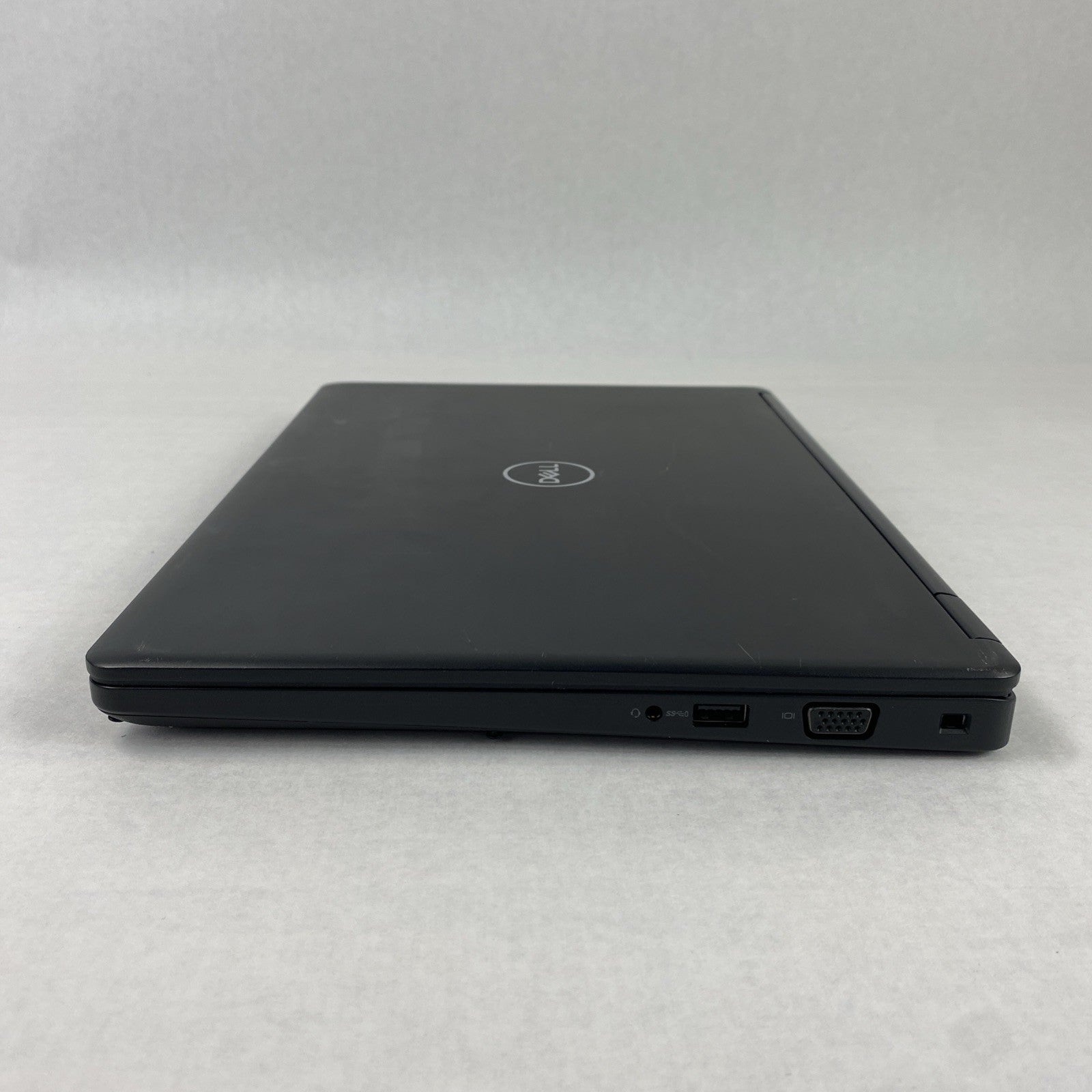 Dell Latitude 5490 Core i3-8130U 2.20 GHz 8 GB RAM 14" No HDD No OS