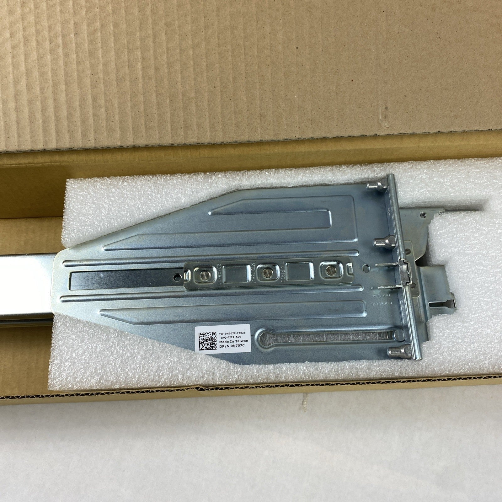 Dell GW588 Sliding ReadyRail Kit