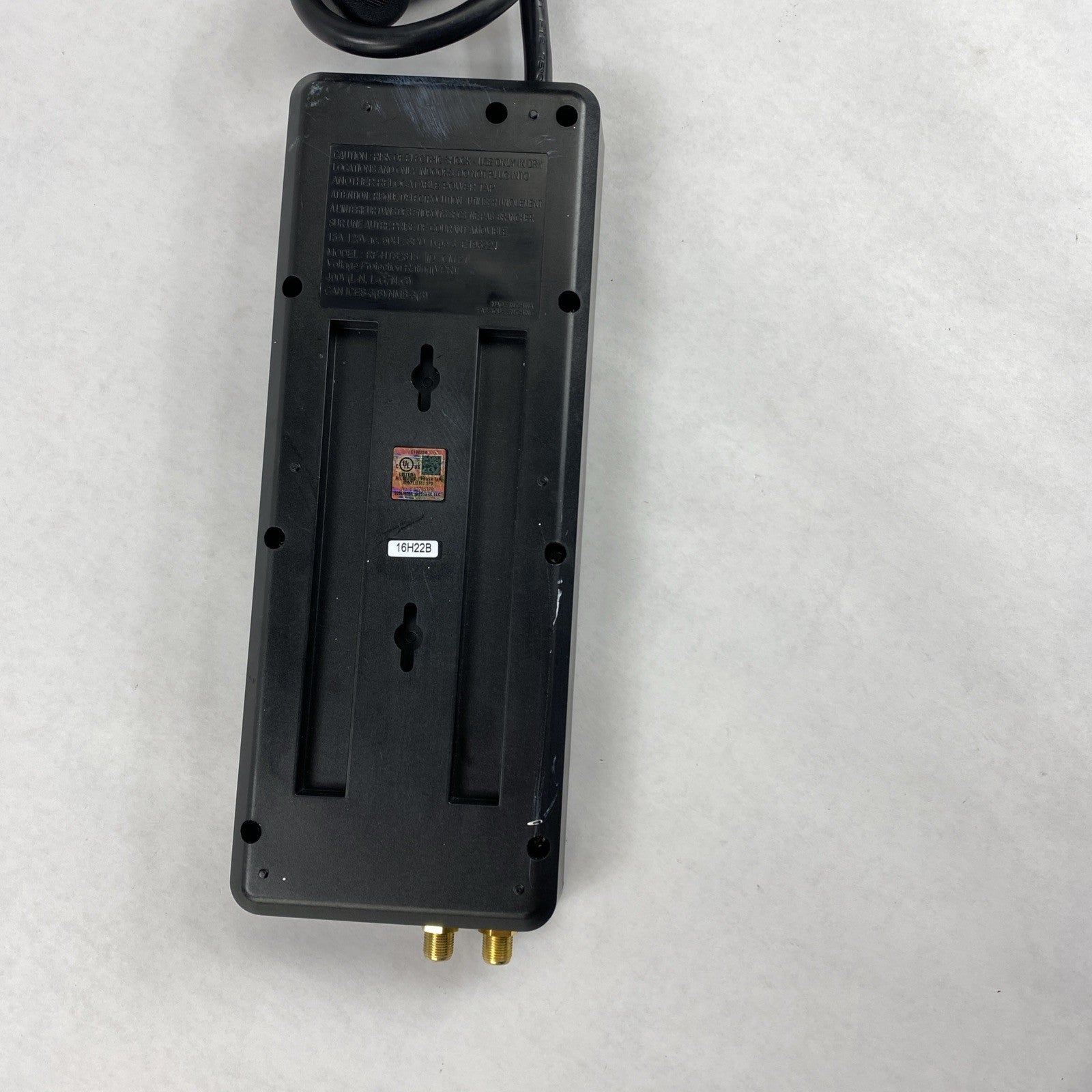 Rocketfish RF-HTS2815.  Outlet 2-USB Wall Tap Surge Protector Strip3