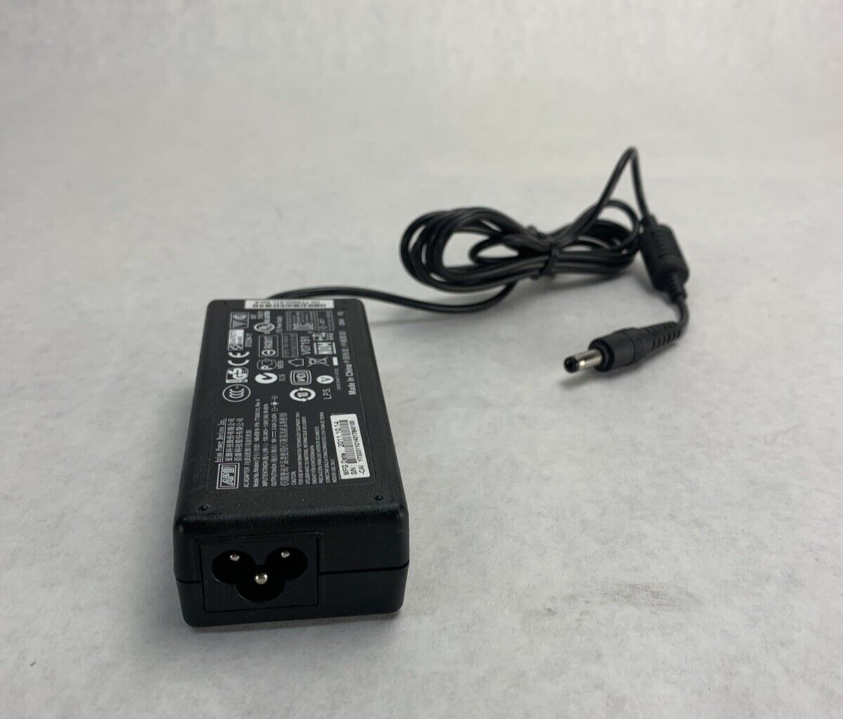 Lot of 5 APD NB-65B19 AC Adapter