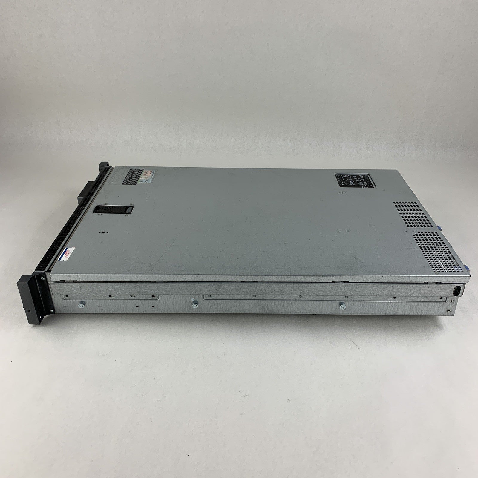 Dell PowerEdge R710 Server x1 Intel Xeon E5504 2.00 GHz 24 GB RAM No HDD No OS
