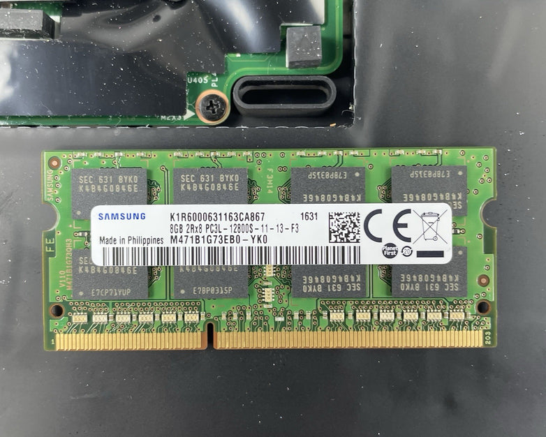 Lenovo ThinkPad T460 14" i5-6300U 2.40 GHz 8 GB RAM No HDD/OS - Bad Bottom