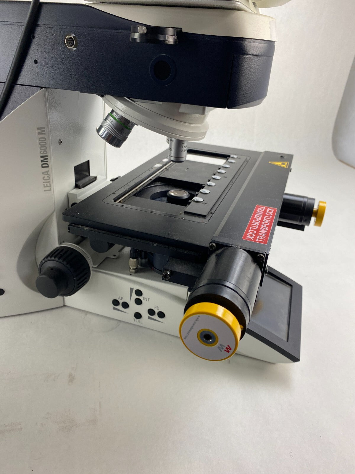 Leica DM6000M Microscope w/ Objectives Power Supplies Clemex Camera