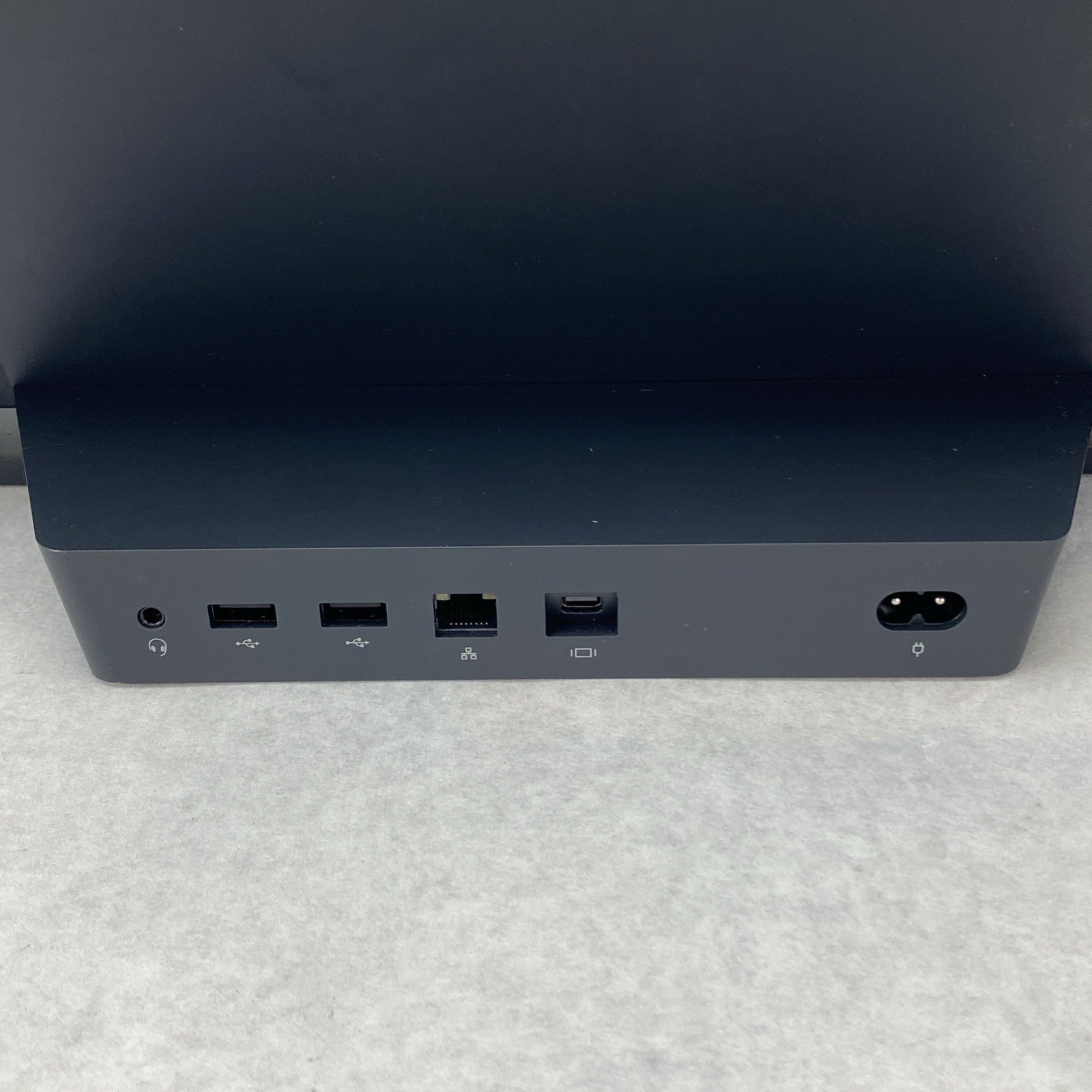 Microsoft 1672 Surface 3 Docking Station Lot of 2 Untested6