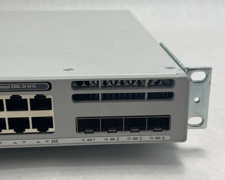 Cisco Catalyst C9300L-24T-4G-E V01  24-Port 9300 Tested & Reset 2x PSU