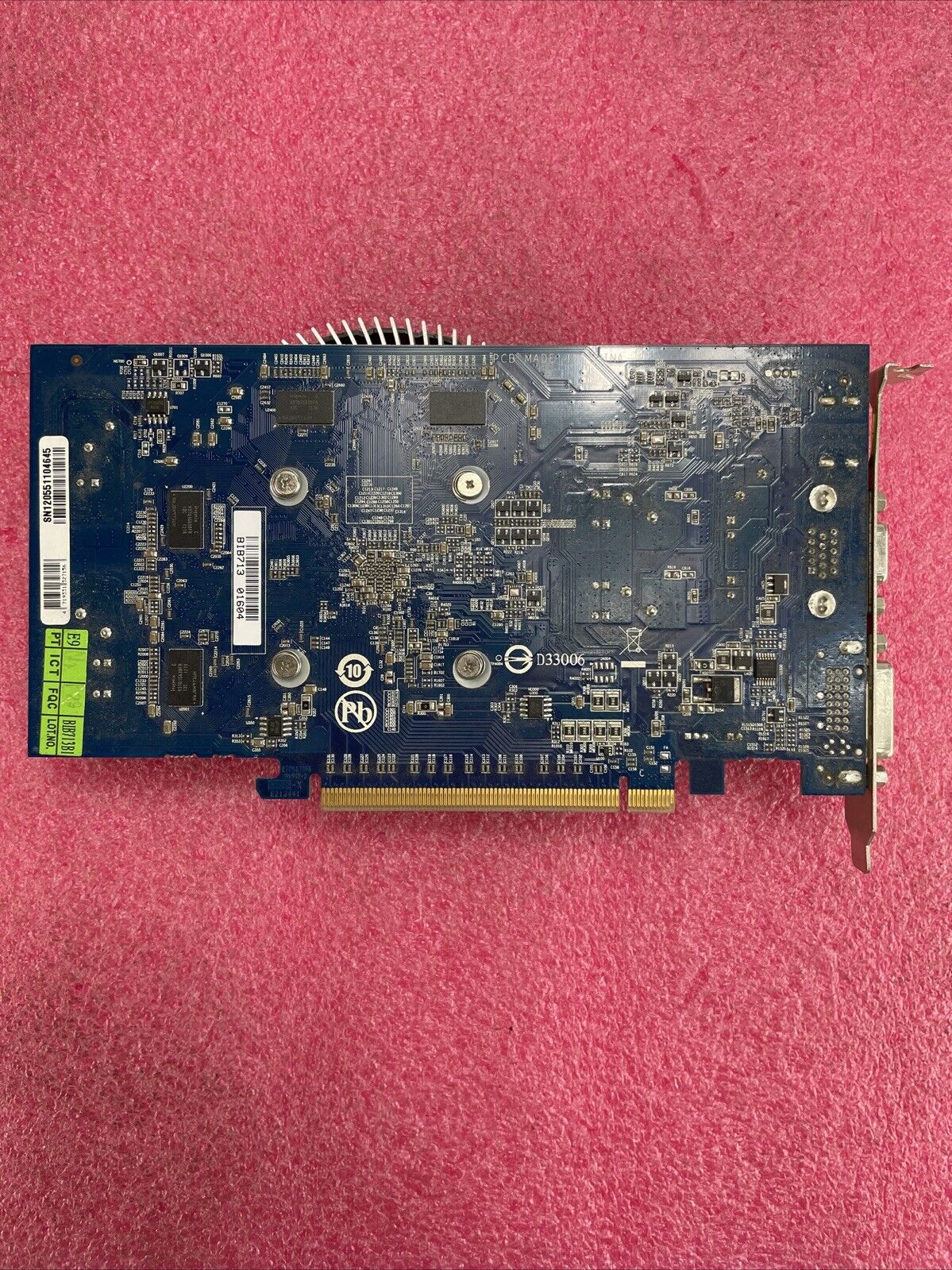 Gigabyte GV-R667D3-1GI HD6670 1GB PCIe Graphics Card