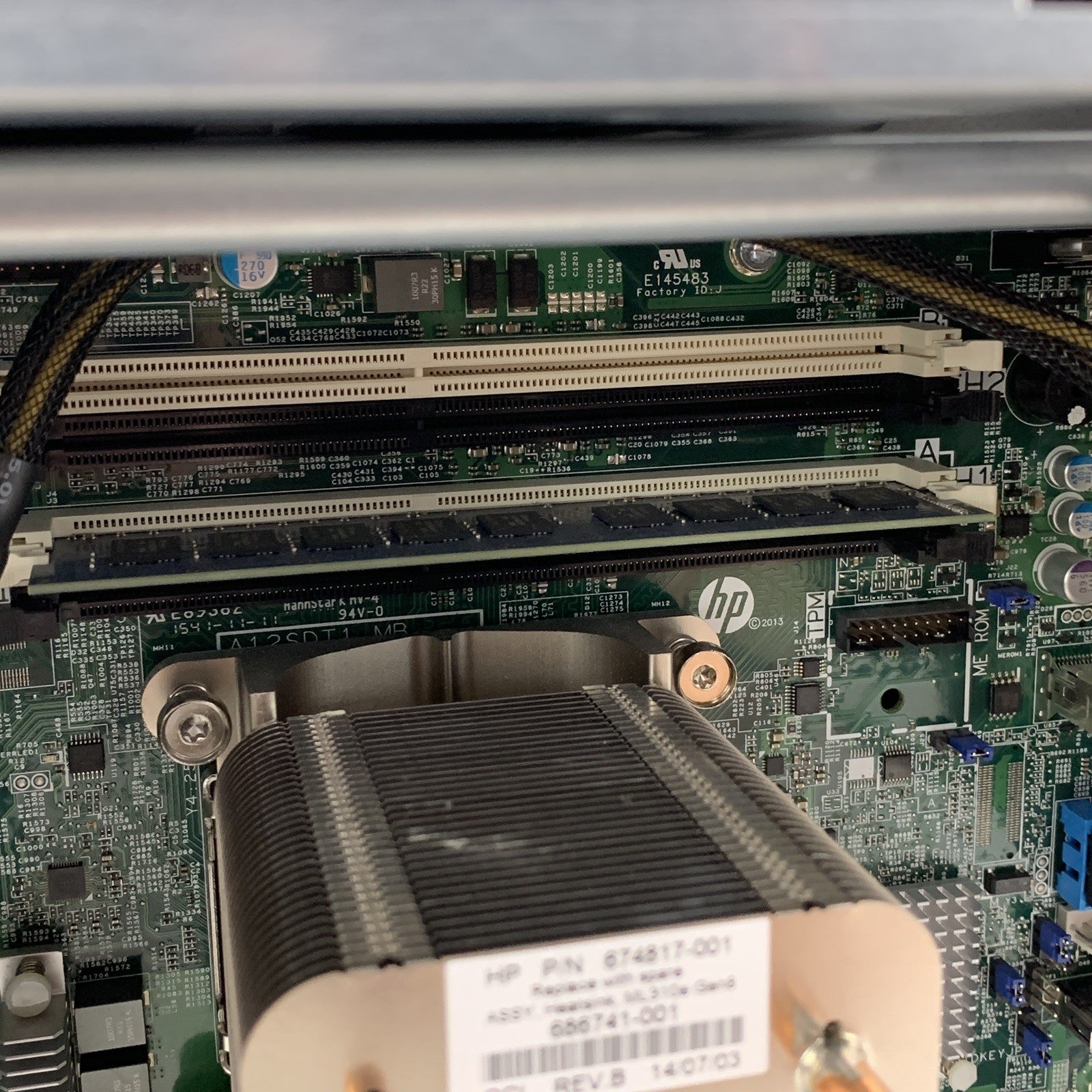 HP Proliant ML310e Gen8 v2 Server Xeon E3-1220 V3 3.1 GHz 8 GB Ram No HDD No OS