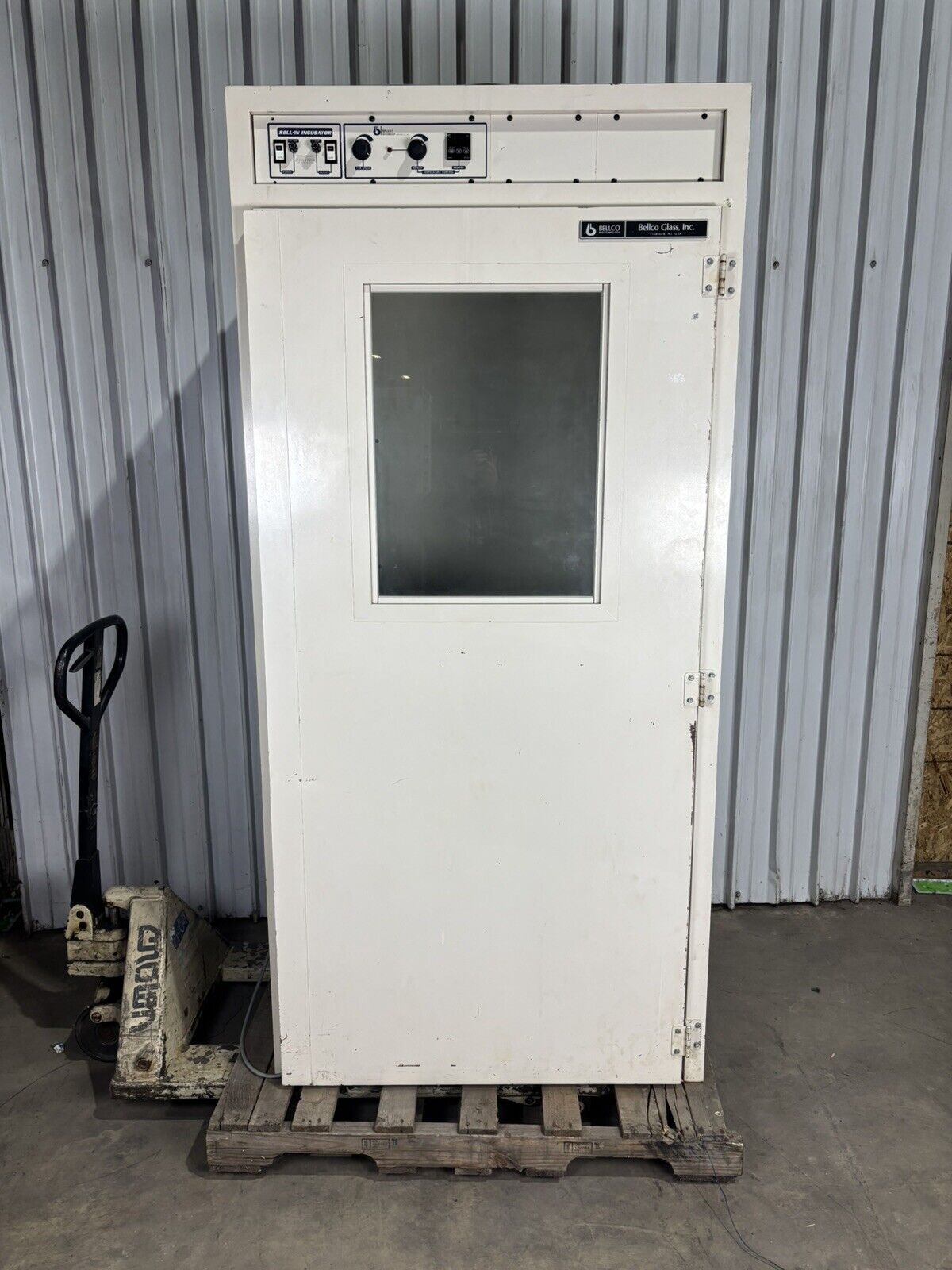 Bellco Glass Laboratory Roll-In Incubator Oven Chamber Powers On