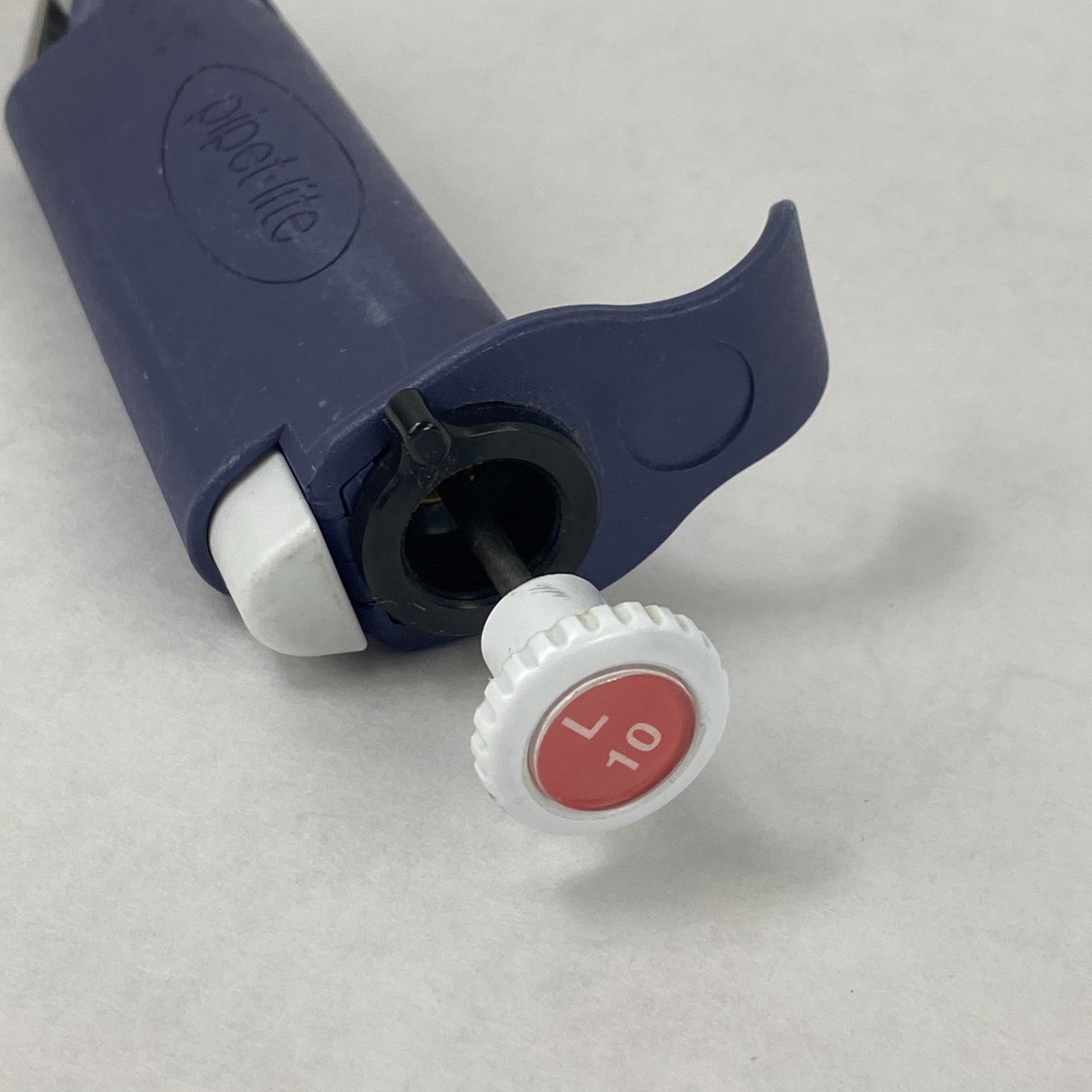 Rainin Pipetlite L10 LTS 10 0.5-10 µL Single Channel Handheld Manual Pipette8