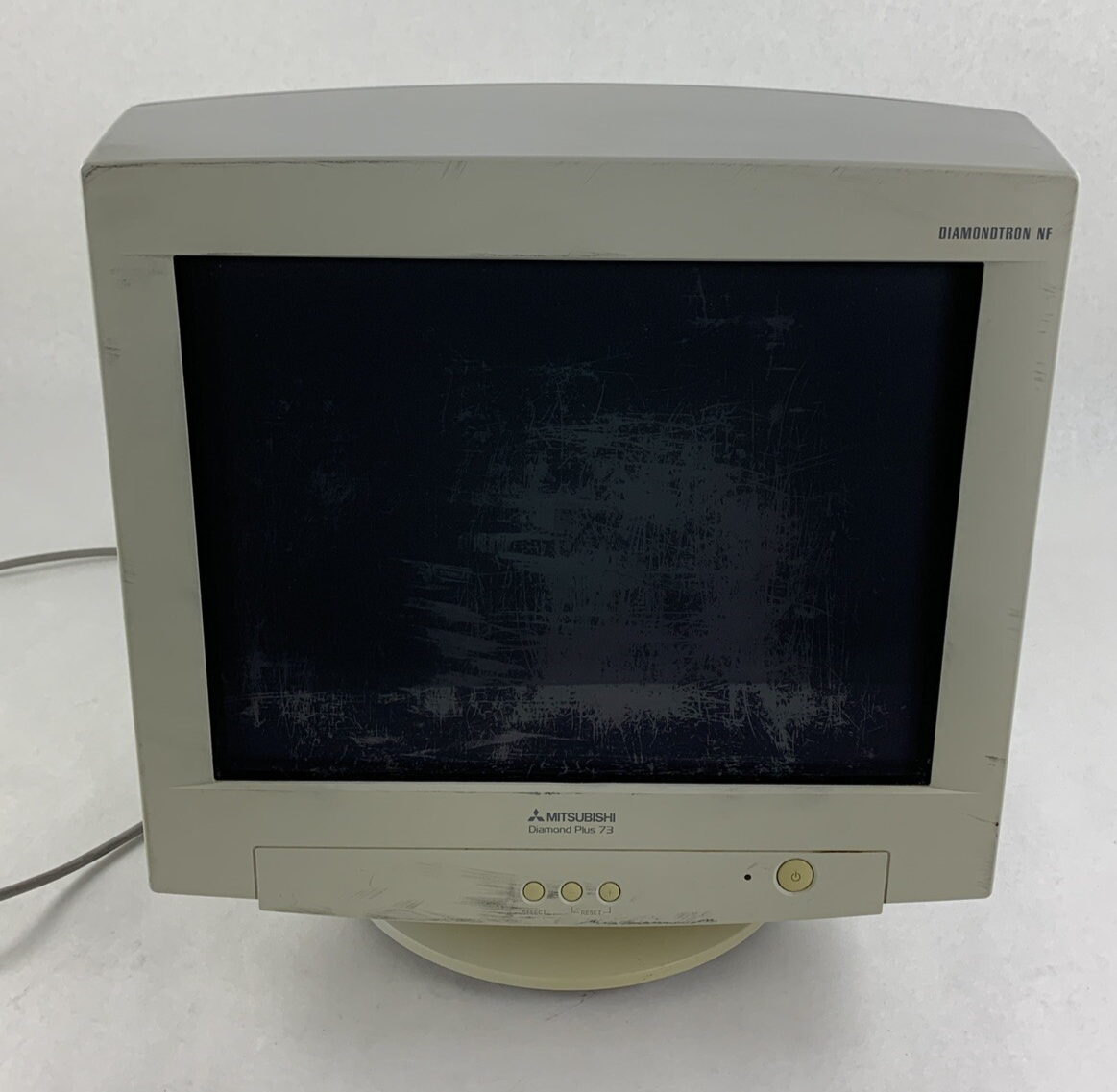 Mitsubishi Diamondtron Diamond Plus 73 CRT VGA Computer Monitor Retro Gaming