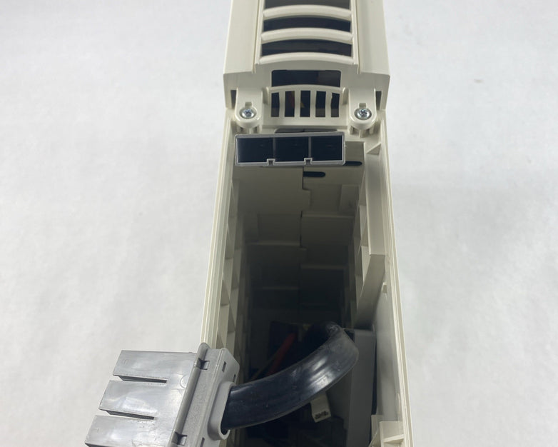 APC Battery Backup Back-UPS XS 1200 8 outlets No Batteries Tested