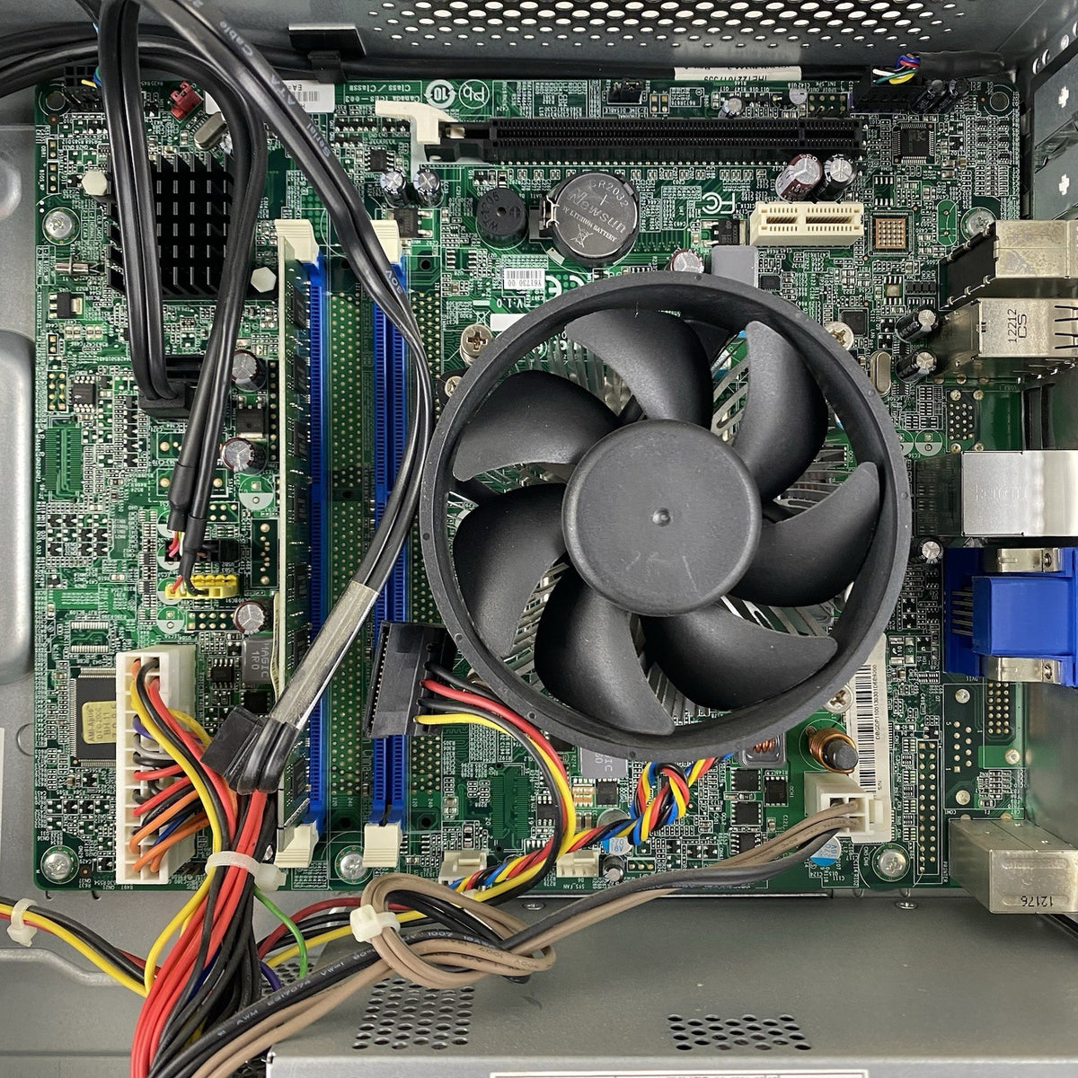 Gateway SX2865 SFF Pentium G630 2.7GHz 1x4GB RAM No HDD No OS9