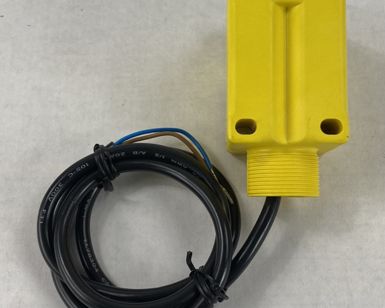 LiftMaster Commercial Protector System Nema 4 Emitter Only
