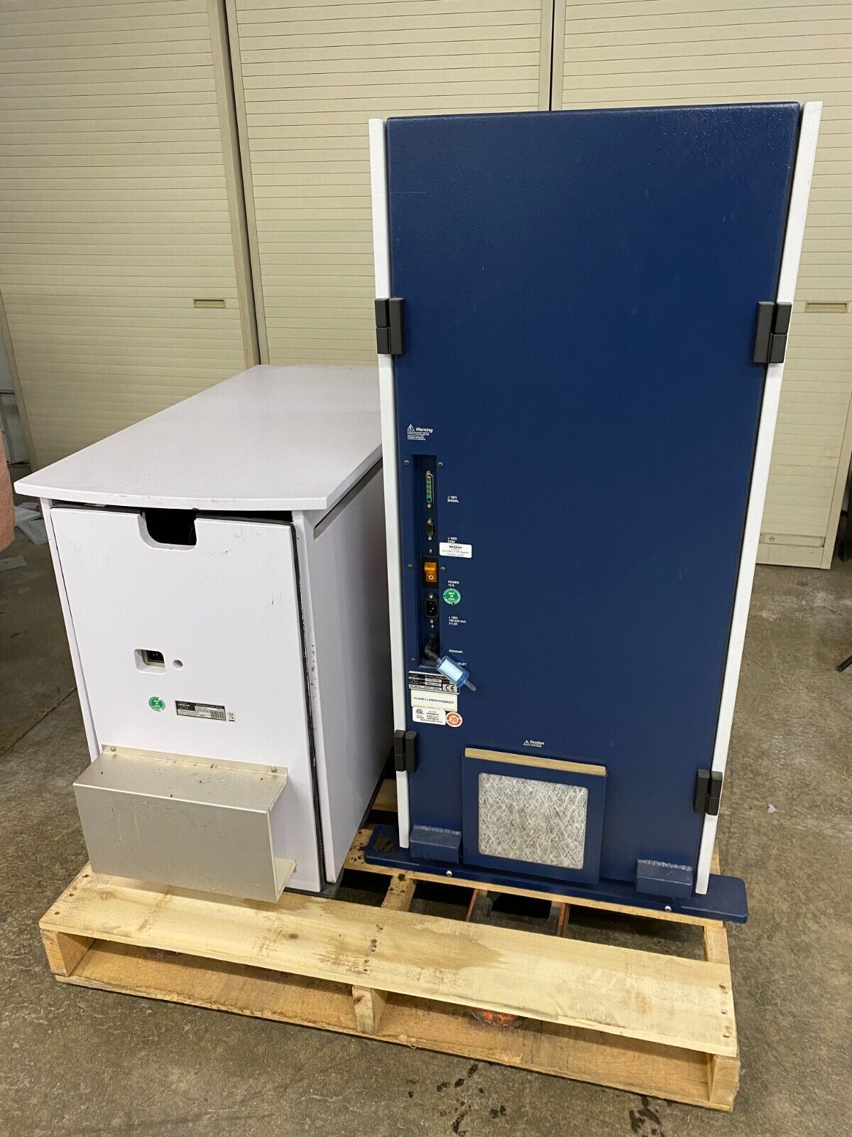 Bruker Microflex LT/SH Mass Spectrometer w/ GE 8221 Pump GE/OT