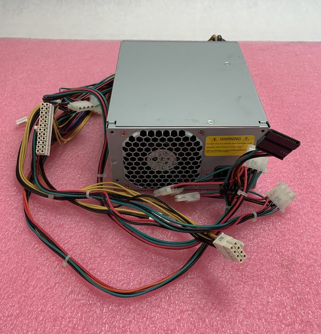 Delta Electronics DPS-550HB A 550W Switching Power Supply4