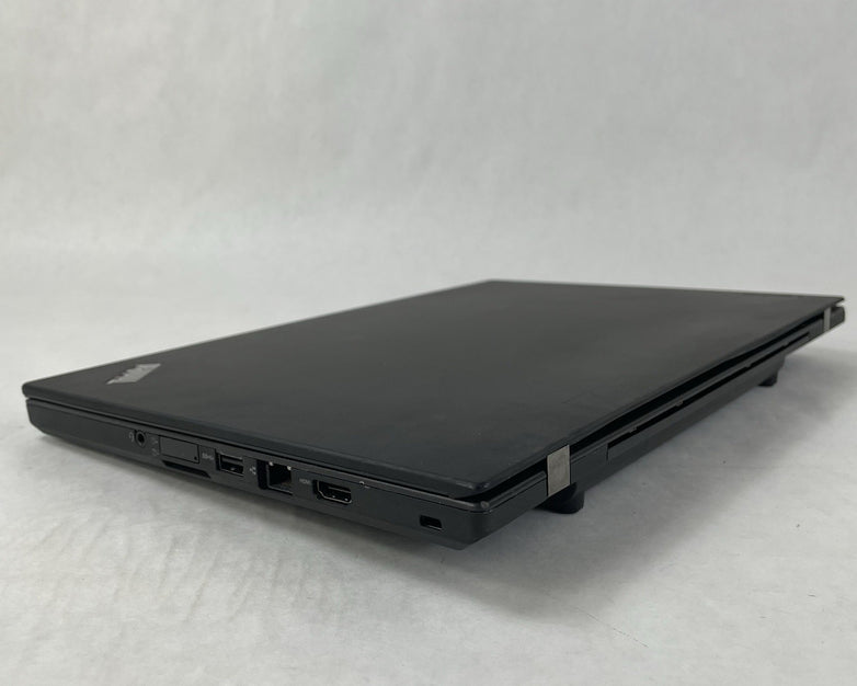 Lenovo ThinkPad T460 14" i5-6300U 2.40 GHz 8 GB RAM No HDD/OS - Bad Bottom