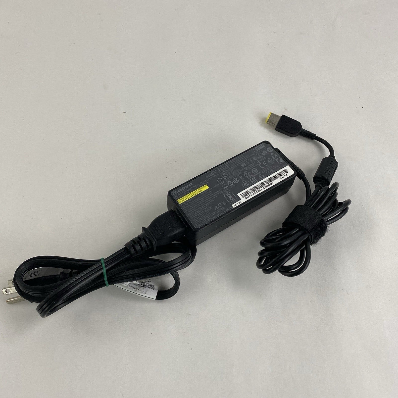 Lenovo PA-1650-72 65W AC Adapter Mixed Lot of 54