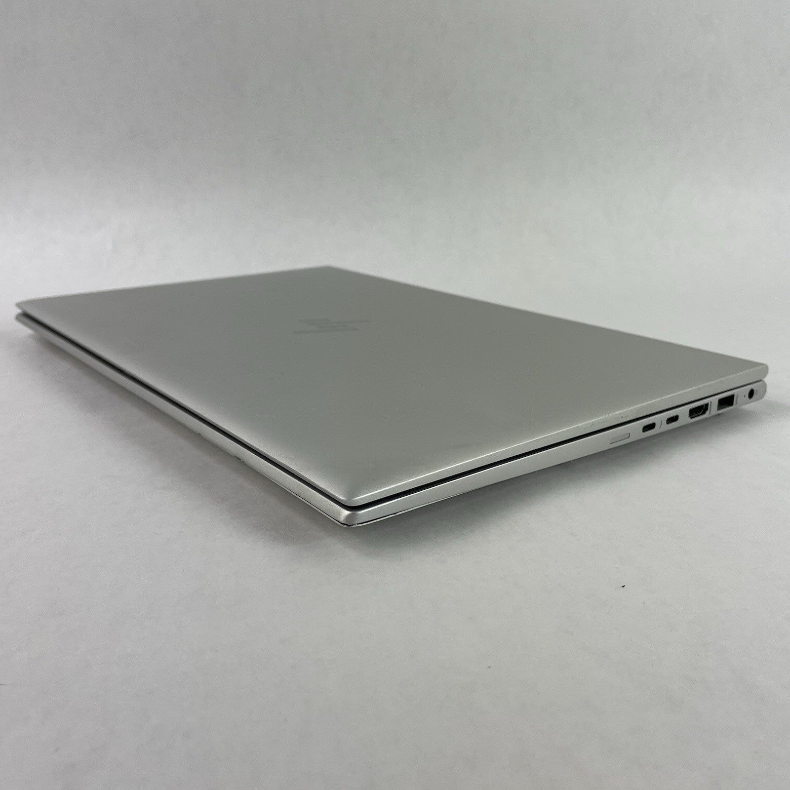 HP EliteBook 850 G8 15.6" i5-1145G7 2.60 GHz 8 GB RAM No SSD/OS/AC- Bent SC Slot10