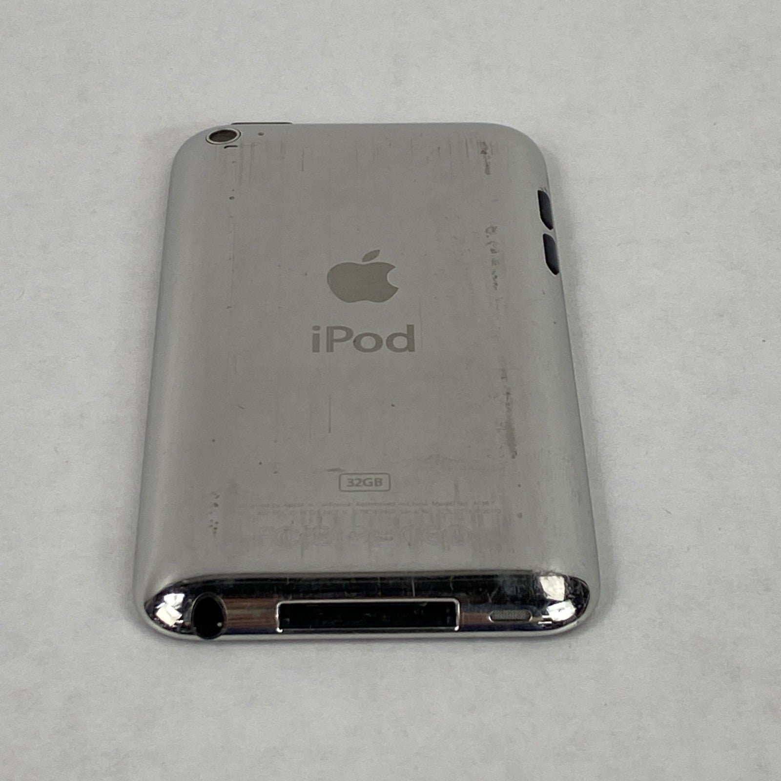 Apple iPod Touch 4th Gen A1367 32GB 3.5" Black IOS 6.1.617