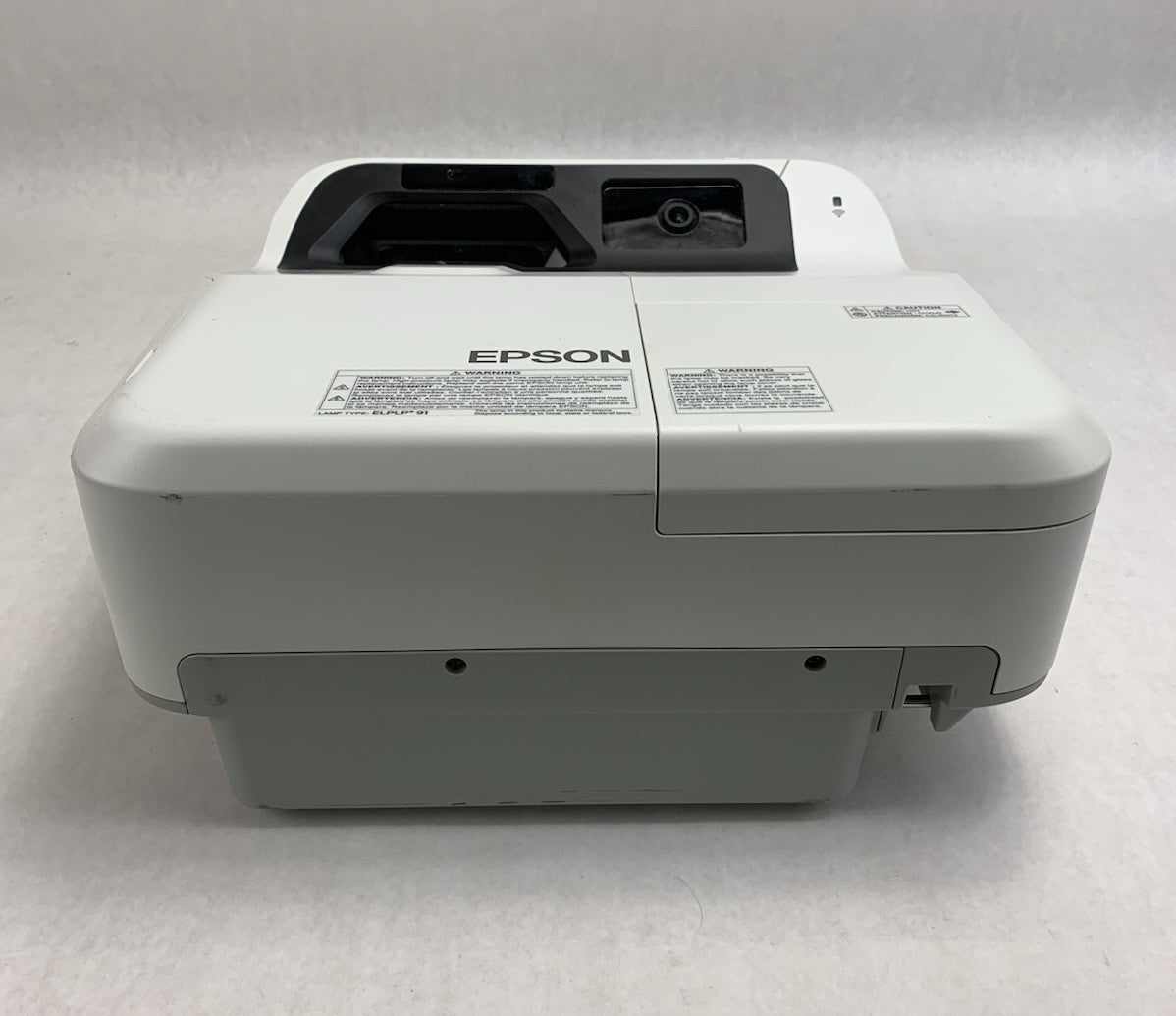 Epson PowerLite 695Wi H740A LCD Lamp Projector 1750 Lamp Hours - No Remote1