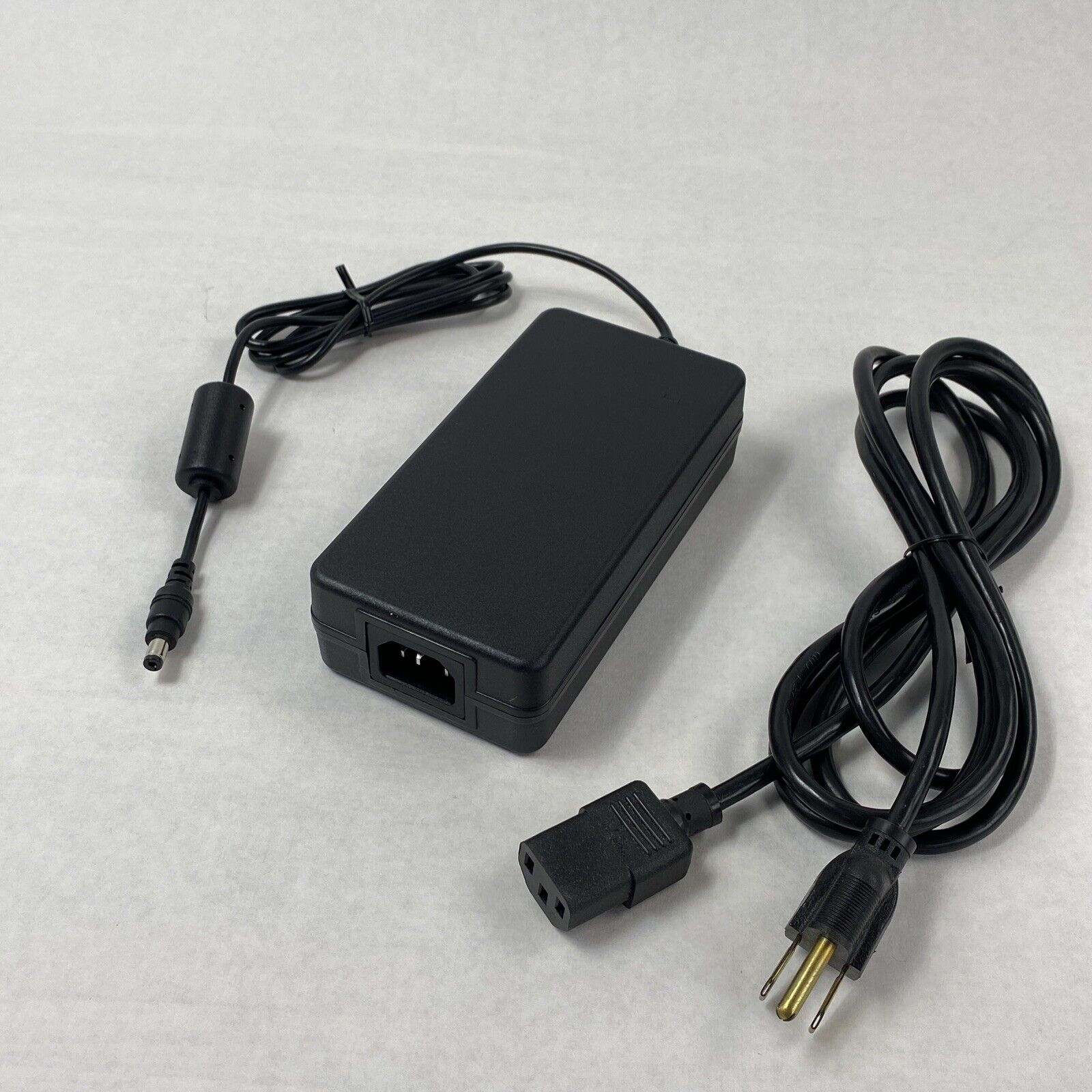 FSP FSP070-RAA Switching Power Adapter 370-006-02