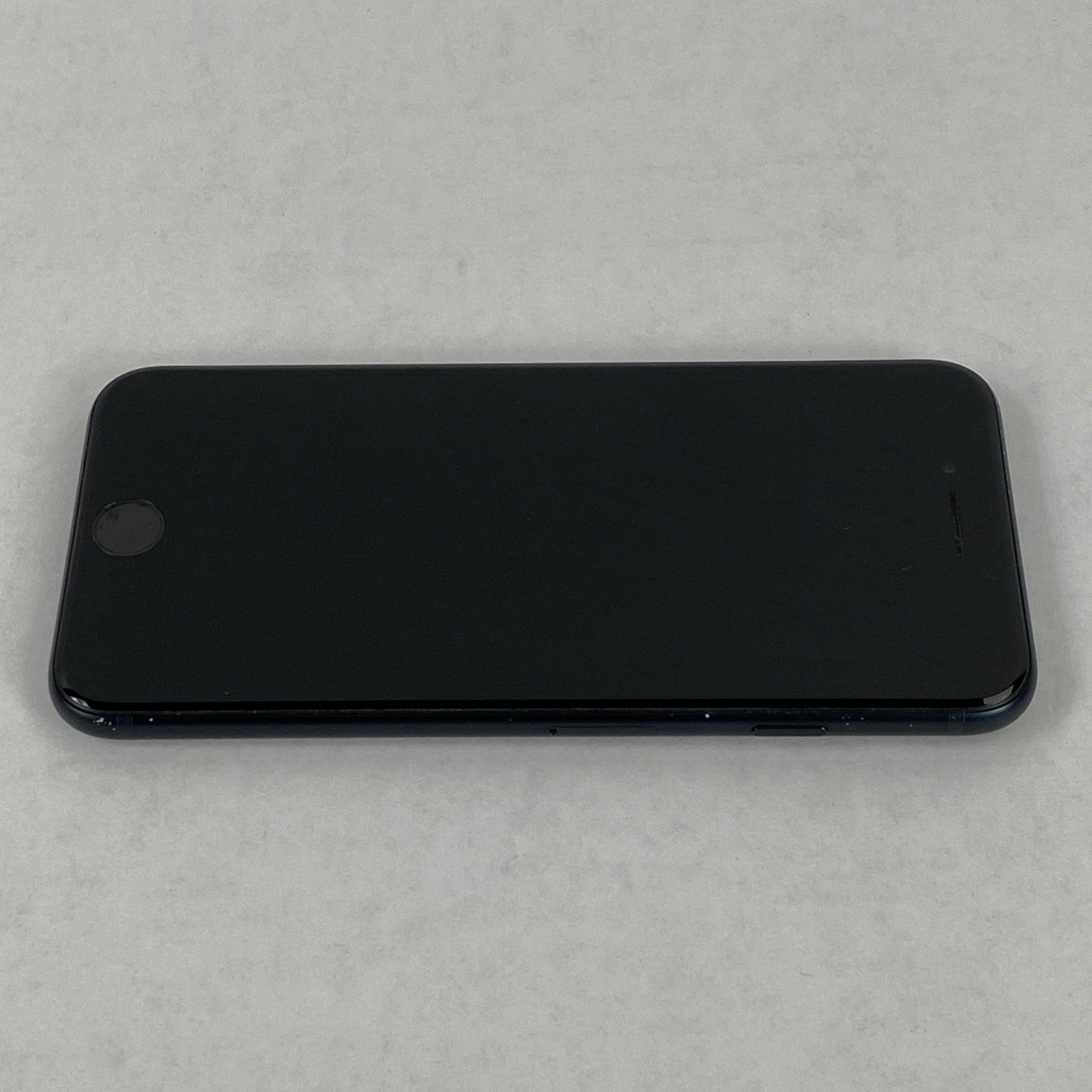 Apple iPhone SE 3 A2595 64GB T-Mobile 4.7" Midnight IOS 26.0.15