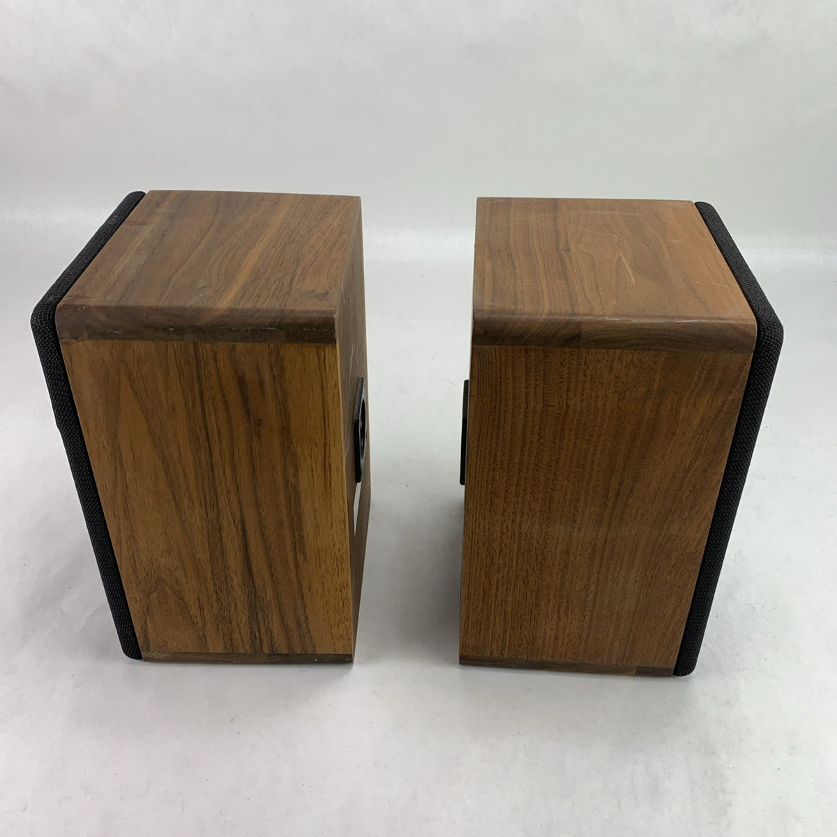 Vintage DLK Domus Acoustical Finch Walnut-Veneer Passive Bookshelf Speaker Set4