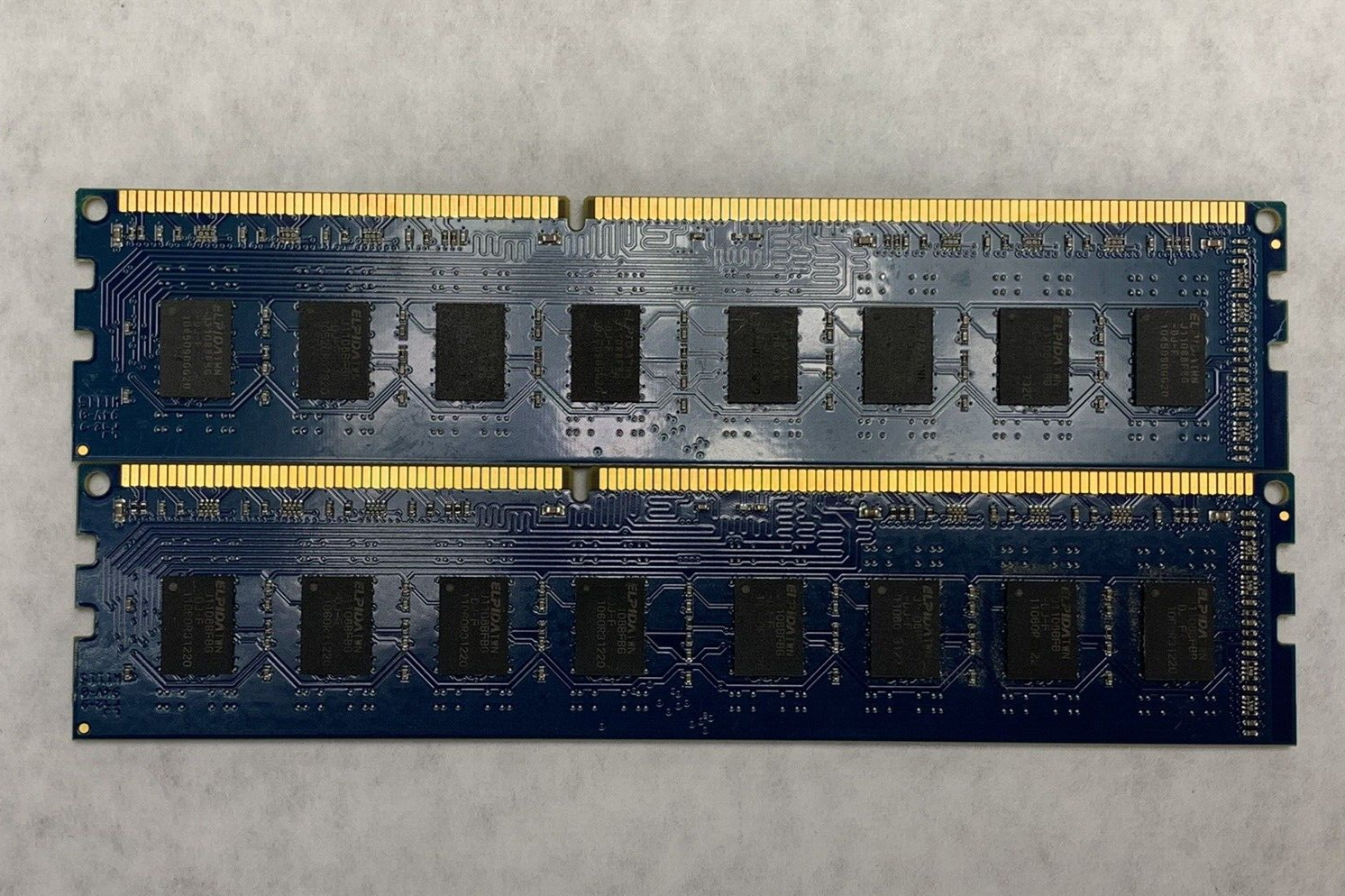 Lot ( 2 ) 2GB Kingston PC3-10600 DDR3-1333MHz non-ECC Unbuffered CL9 240pin DIMM