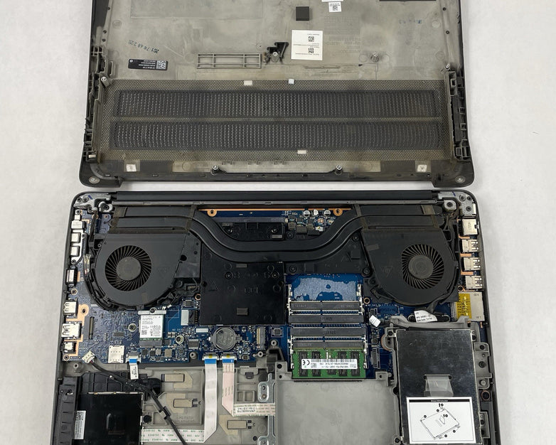 HP ZBook 17 G3 17.3" Xeon E3 1535M 2.90 GHz 16 GB RAM Quadro No SSD/OS/AC/Batt