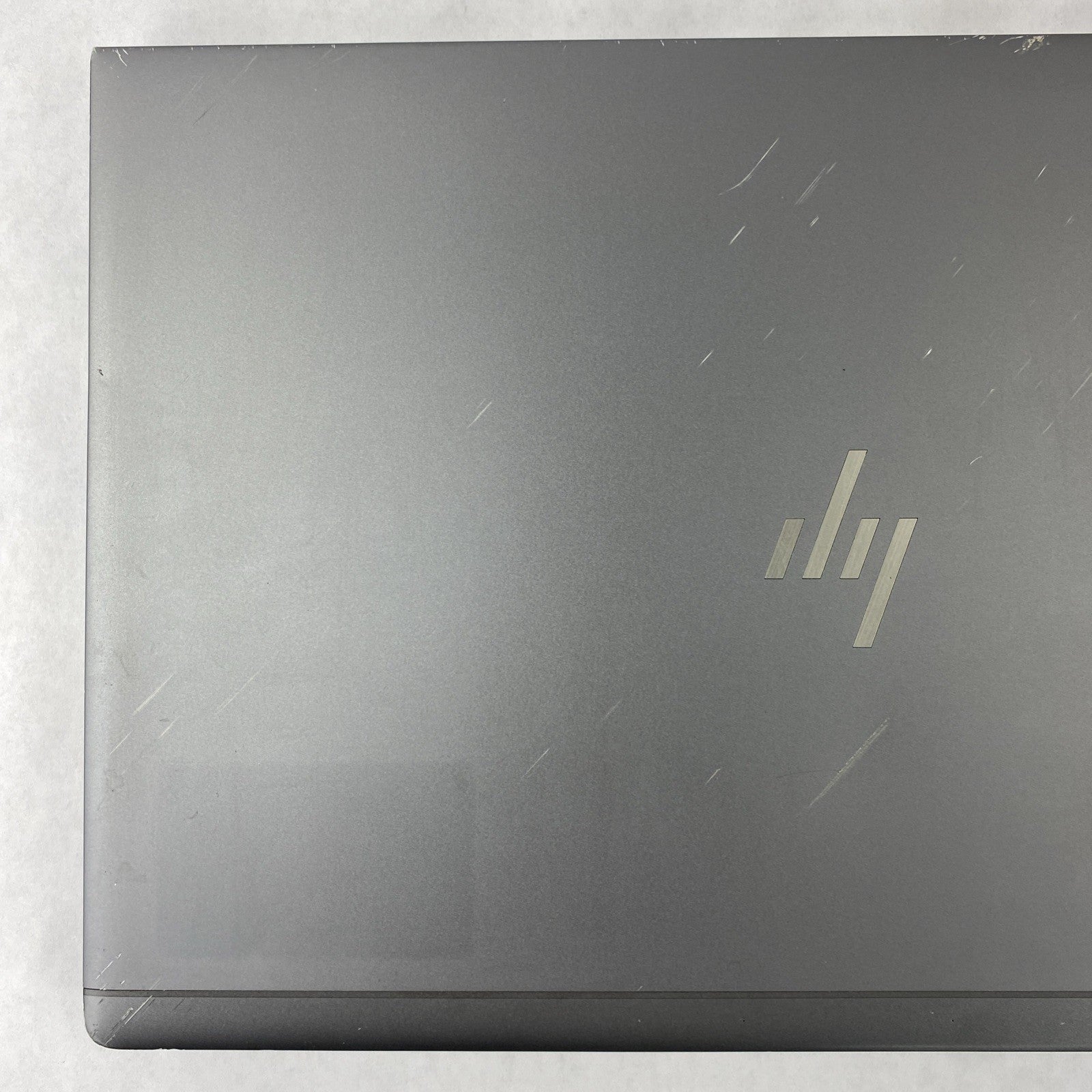 HP ZBook 15u G6 15.6" Touch Core i7-8565U 1.80 GHz 16 GB RAM No HDD No OS