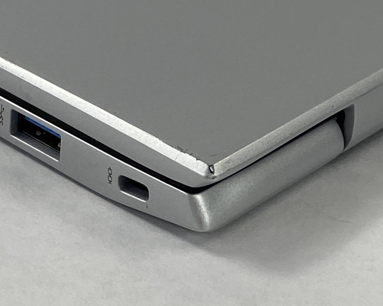 LG Gram 17Z90P-N.APS5U1 Intel Core i7-1165G7 2.80 GHz 16 GB RAM 17" No SSD No OS