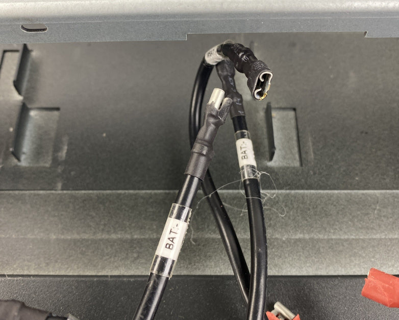 Vertiv Liebert GXT5-EBC48VRT2U GXT5 Tested No Batteries - No Rack Ears No Bezel