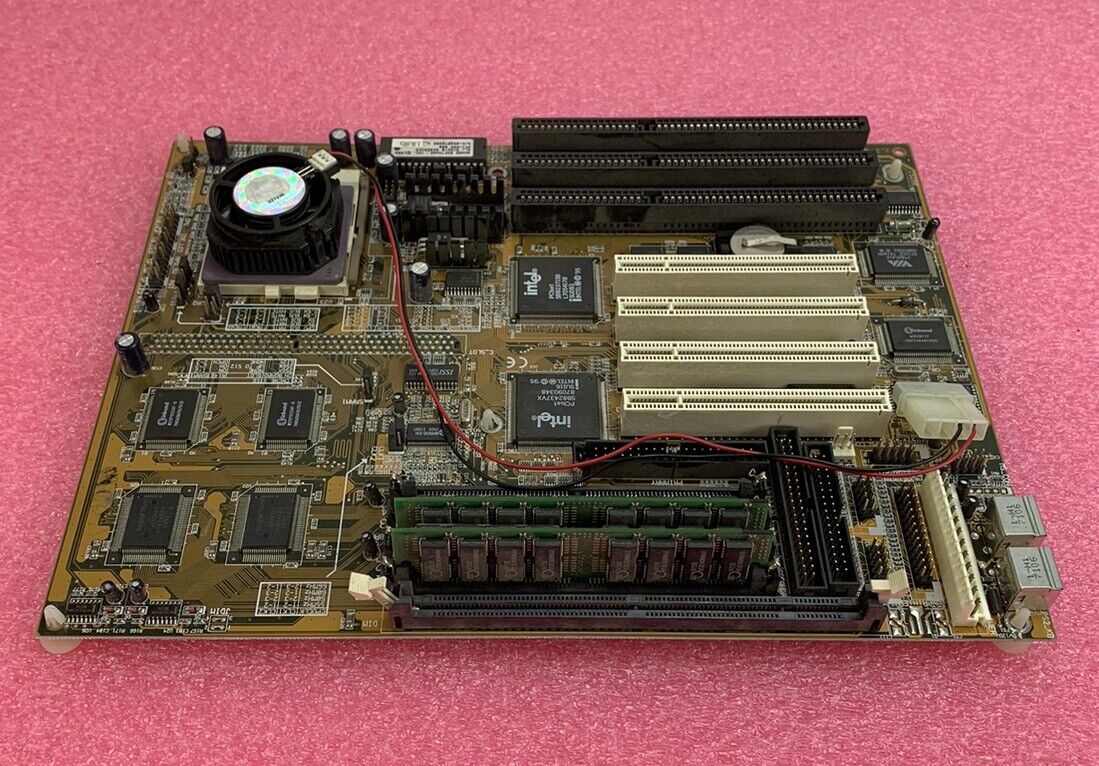 Asus PT-2006 Motherboard Intel Pentium 166MHz 16MB RAM No Shield
