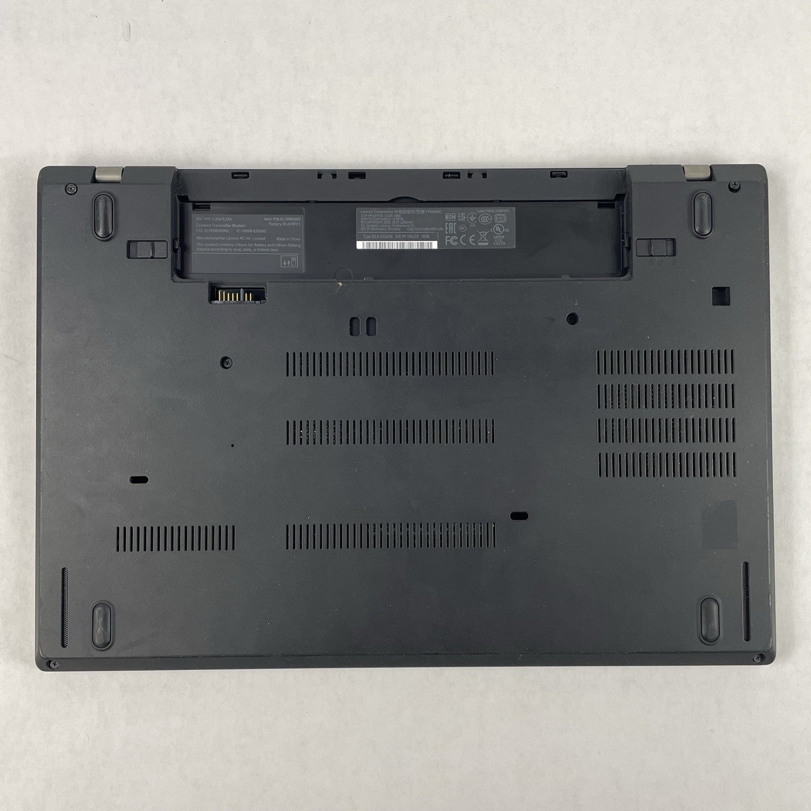 Lenovo ThinkPad T480 14" i5-8350U 1.70GHz 8GB RAM No SSD/OS/AC - Bad Charge Port13