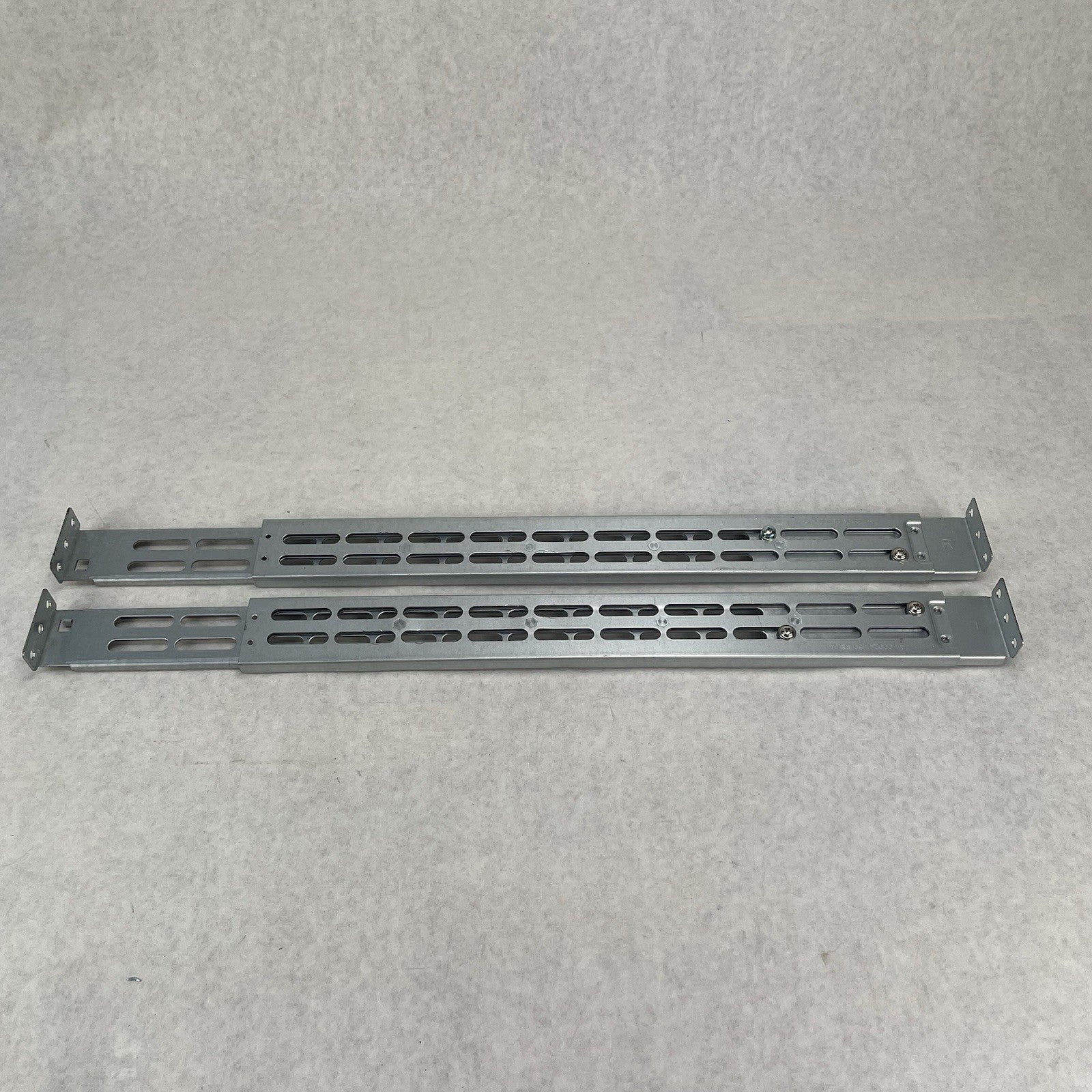 Dell SonicWall 1U Rack Mount Rails 411-000238-50 411-000241-500