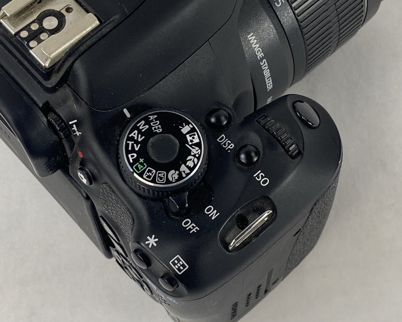 Canon DS126311 Camera EFS 18-55mm Macro 0.25m/0.8ft Zoom Lens w/Battery and Dock