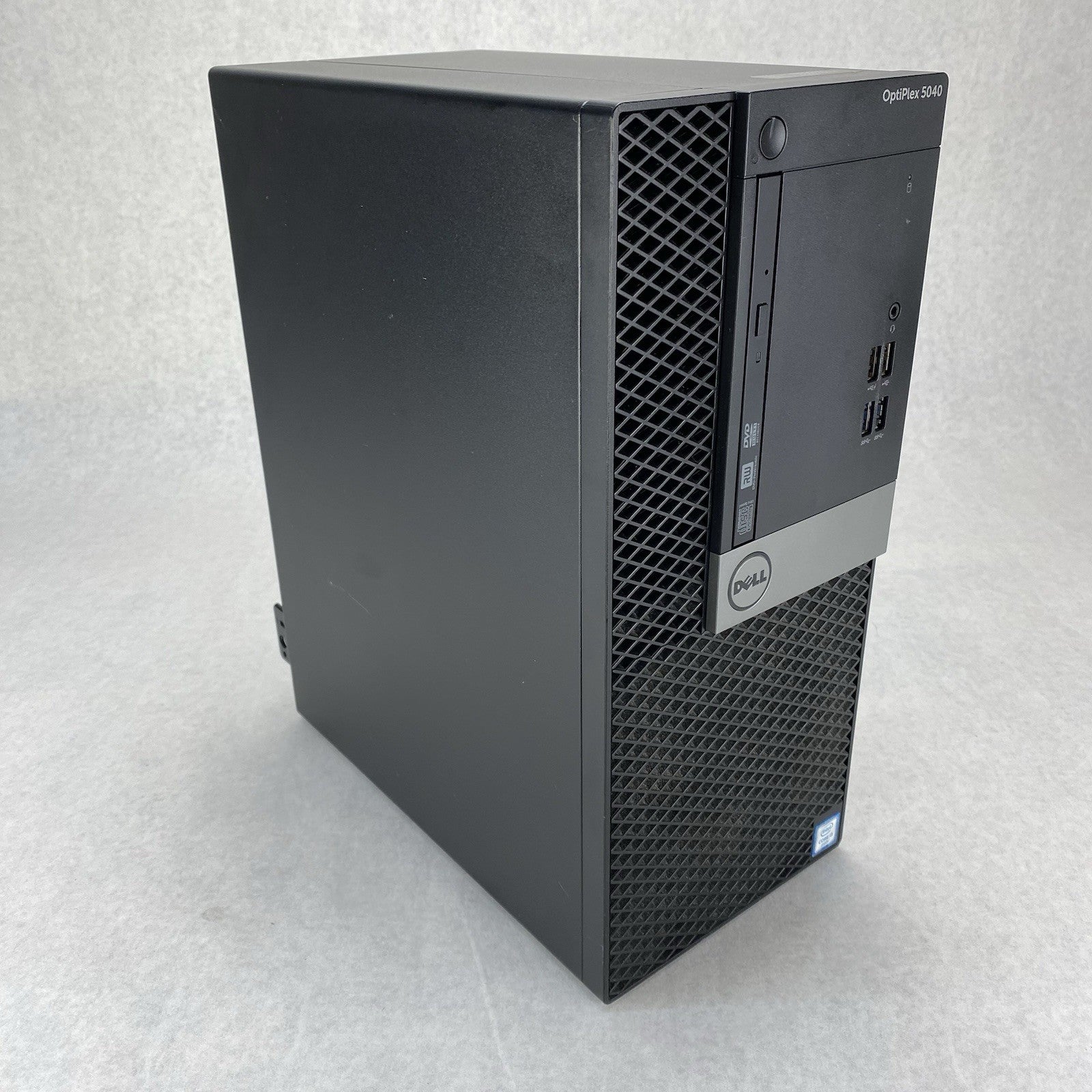 Lenovo ThinkCentre M900 SFF Intel Core i7-6700 3.4GHz 8GB RAM No HDD No OS