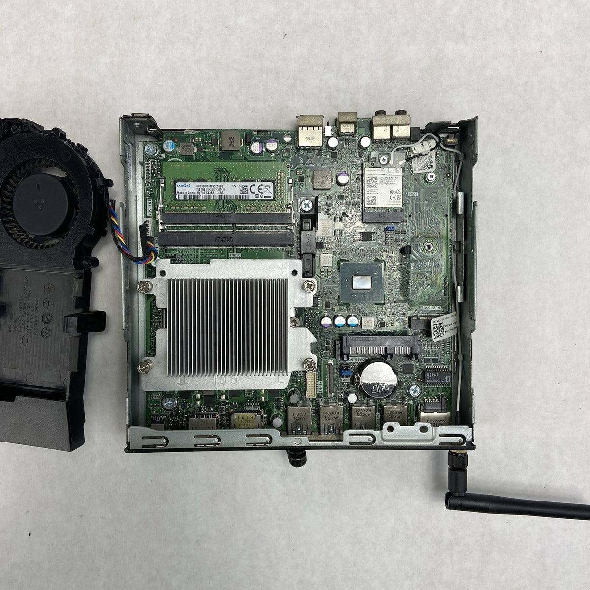 Dell Optiplex 7050 MFF Intel Core i7-7700T 2.9GHz 8GB RAM No HDD/OS11