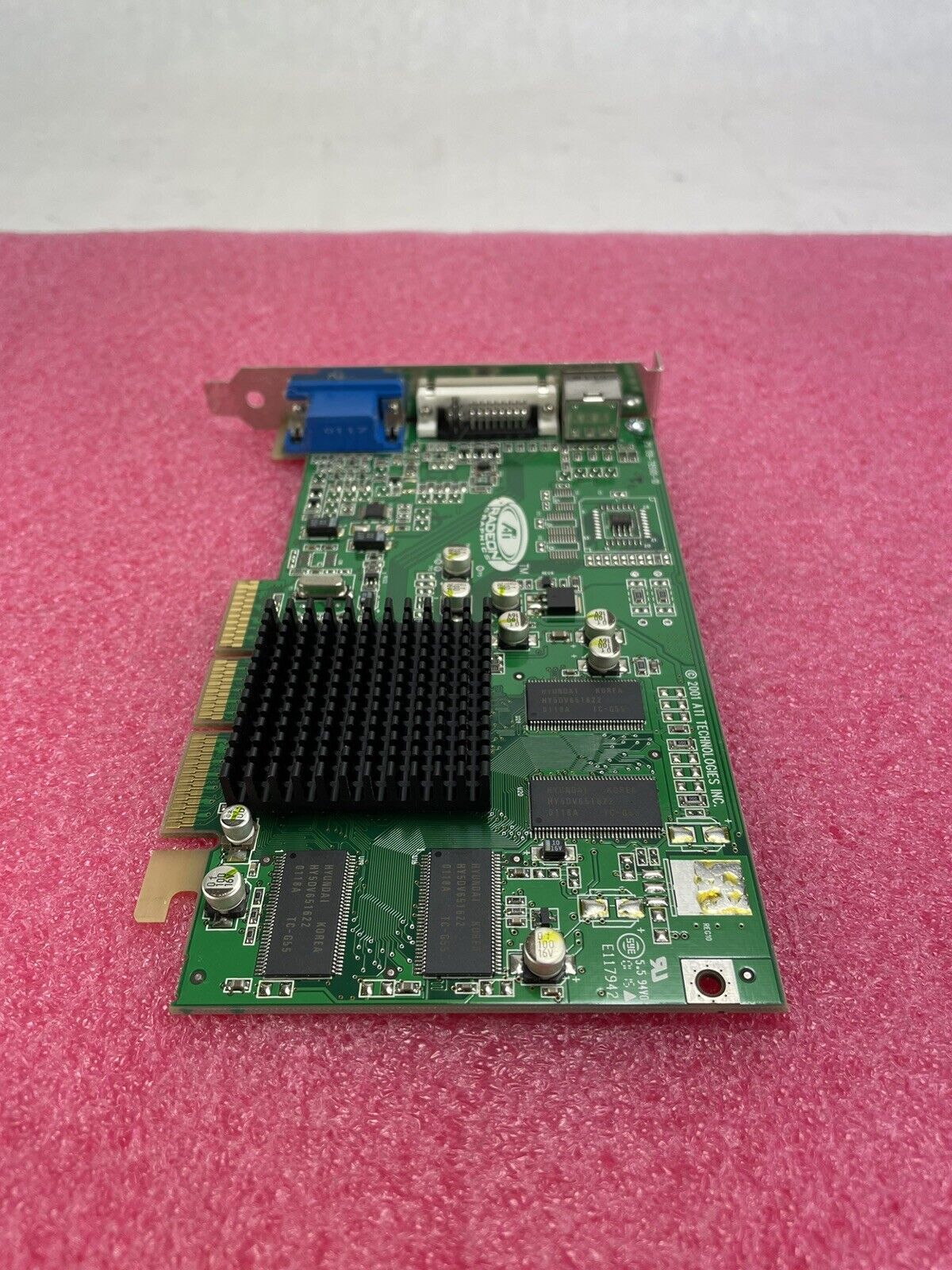 ATI Radeon RV100 SD32M 32MB AGP Graphics Card
