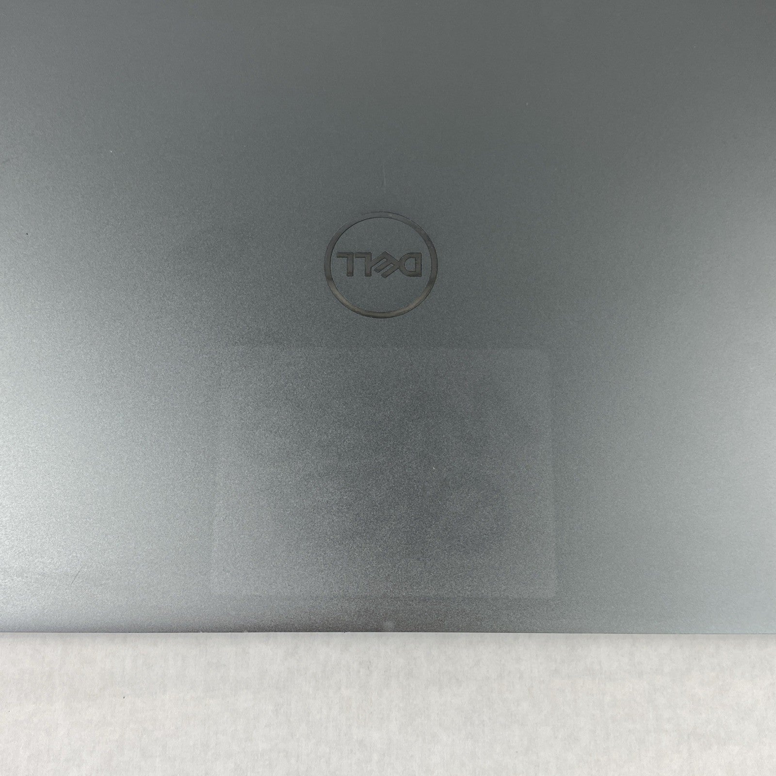 Dell Precision 5550 Xeon W10855M 2.8 GHz 16 GB RAM 15.6" No Battery No HDD No OS