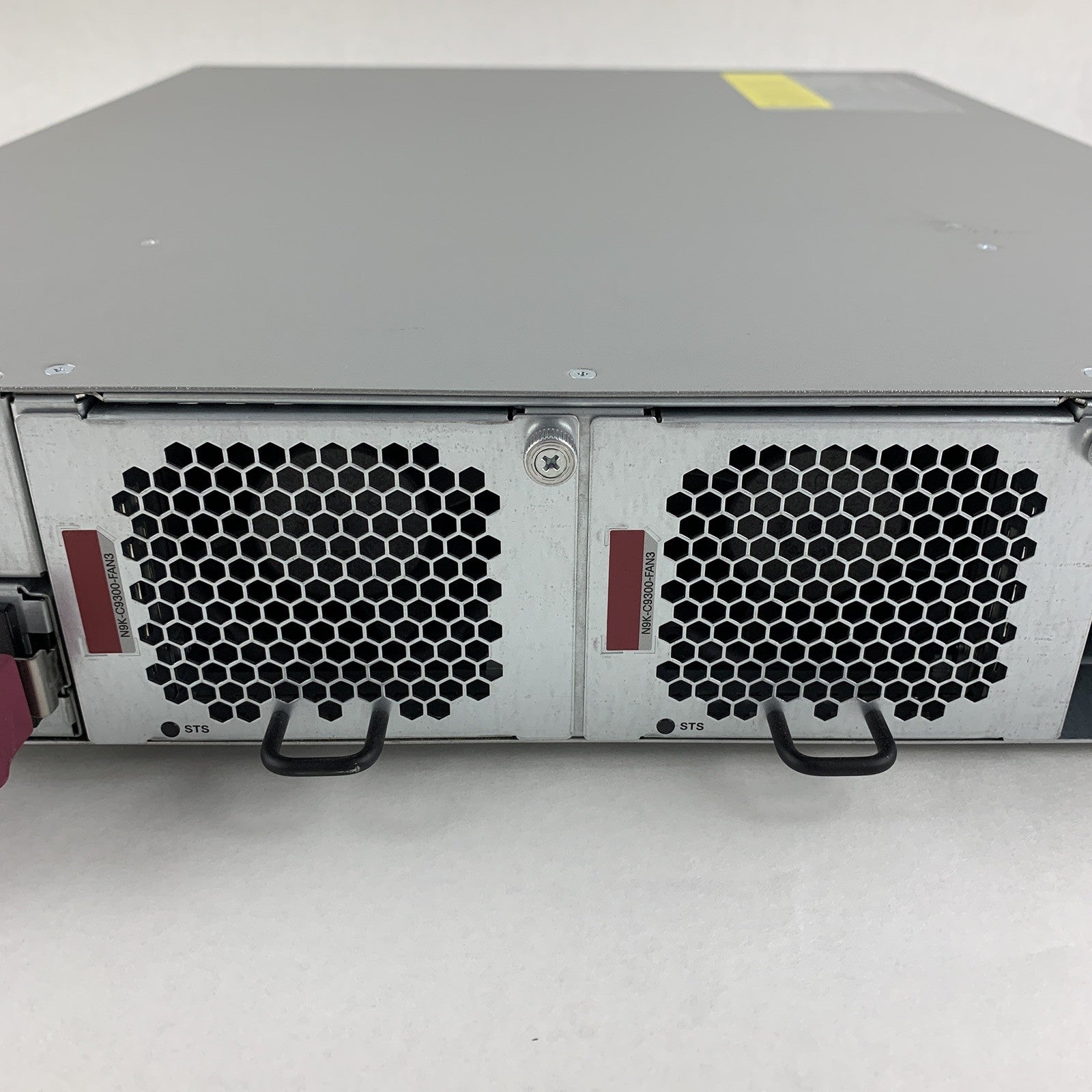 Cisco N9K-C9336PQ 36-Port Nexus 9300 Switch Tested Reset w/ 1 PSU and 2 fans