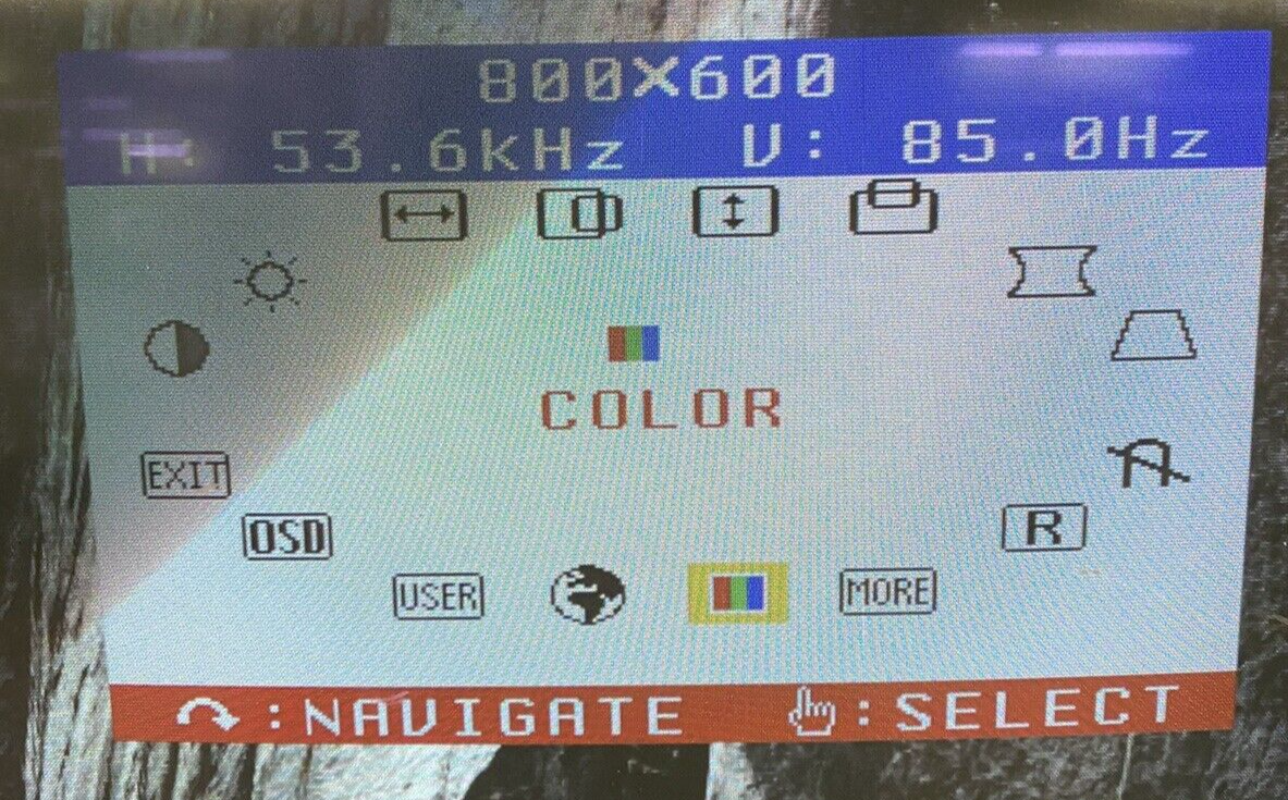 Gateway EV700B 17" VGA Vintage CRT Retro Desktop Monitor 60Hz SCUFFS