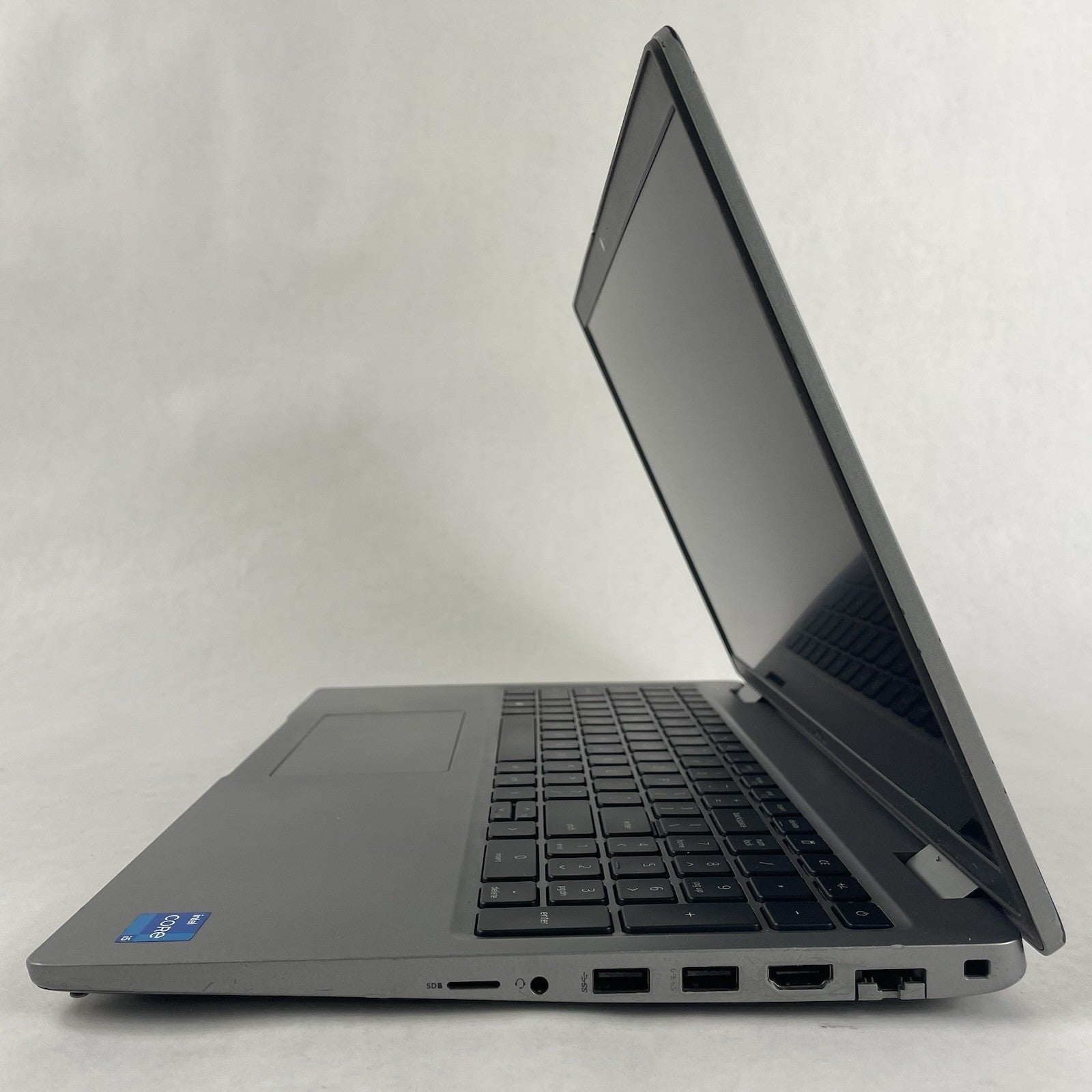 Dell Latitude 5520 15.6" i5-1135G7 2.40 GHz 8 GB RAM No SSD/OS/AC/Batt - READ7